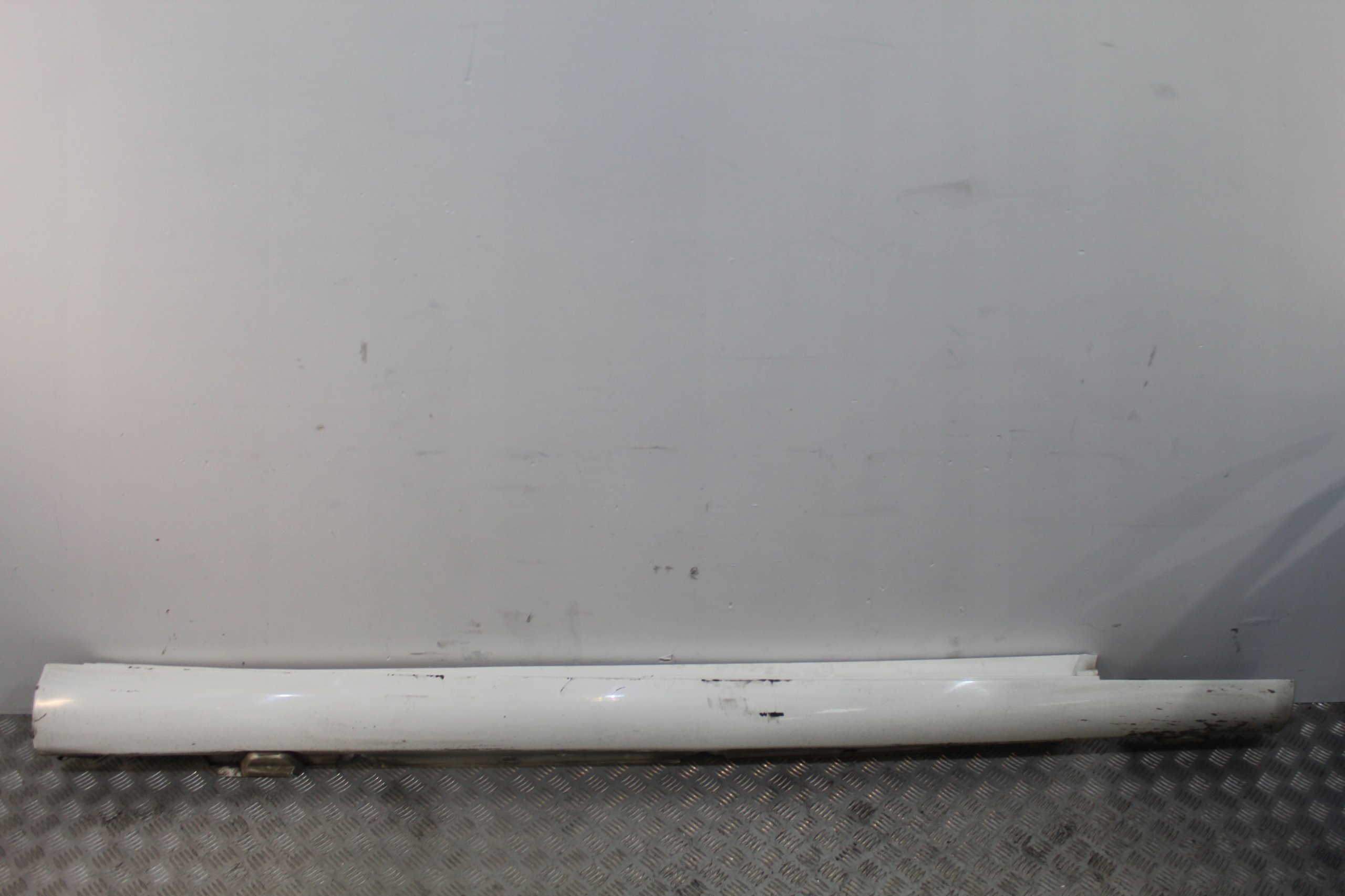 NAKŁADKA PROGOWA PRÓG PRAWY C-KLASA W205