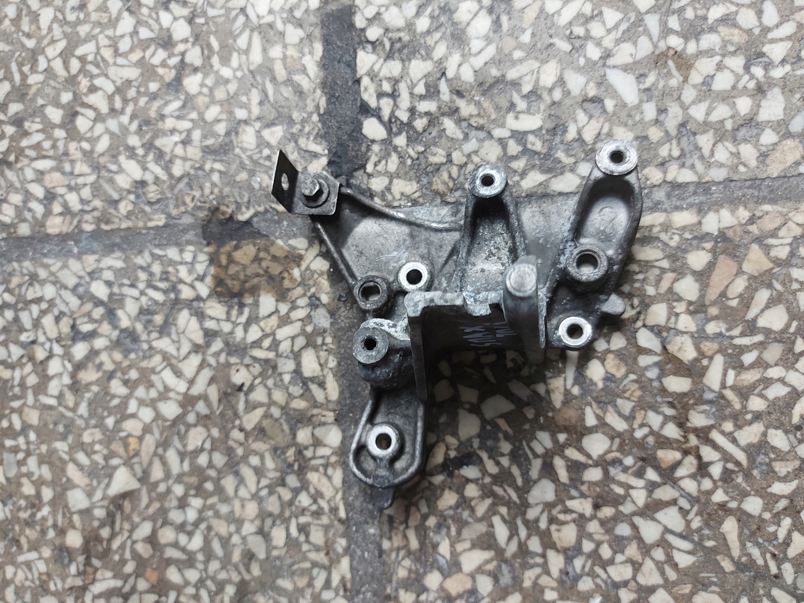 Supporto staffa FORD S-MAX SMAX 2.0 TDCI OE