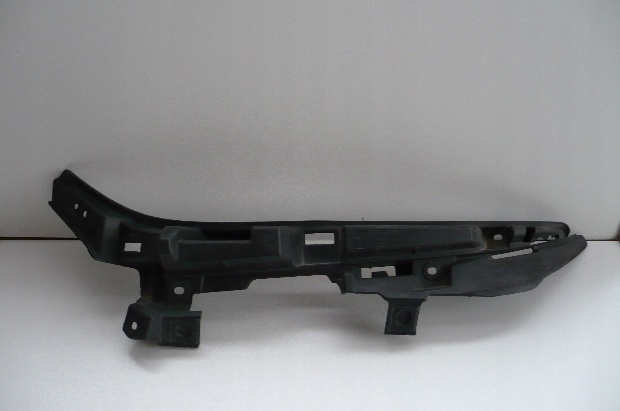 MAZDA 6 III LIFT GJ 2018- bumper bracket left front