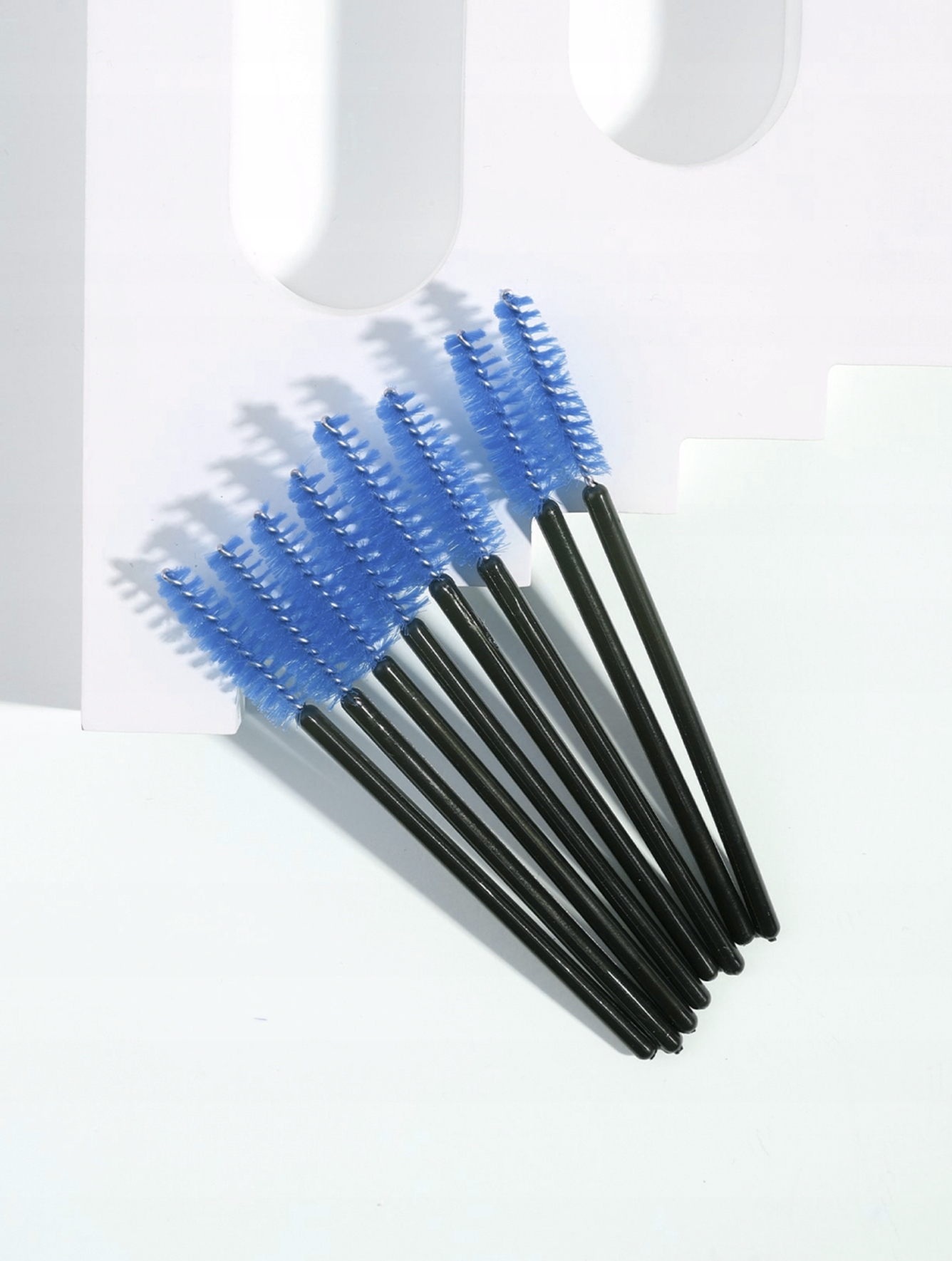 SZCZOTECZKA SPIRALKA DO RZĘS I BRWI CZARNO NIEBIESKA 50 SZT Rodzaj szczoteczki