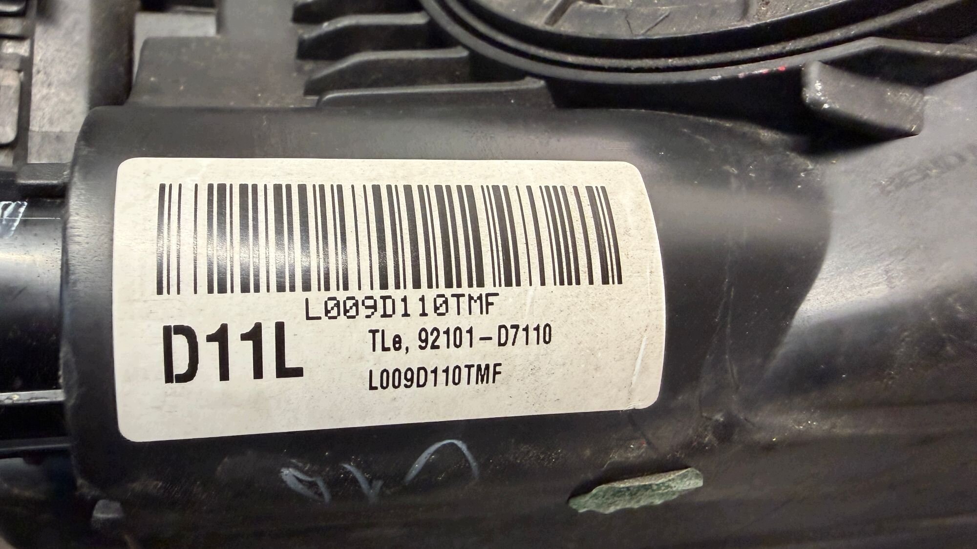 HYUNDAI TUCSON III light left left front front 15-18