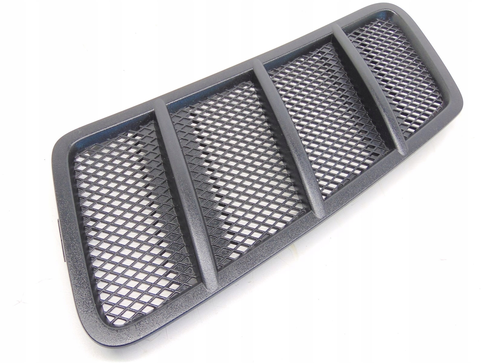 РЕШЕТКА ПОЧЕК ВПУСКНОЙ КАПОТ MERCEDES ML GLE 1668800105