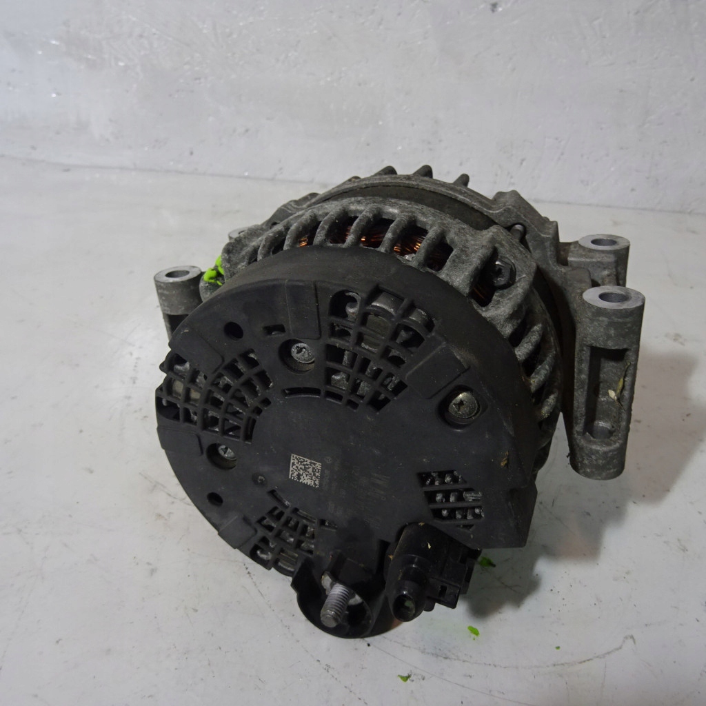 AUDI A4 B8 1.8TFSI alternátor 06H903017J