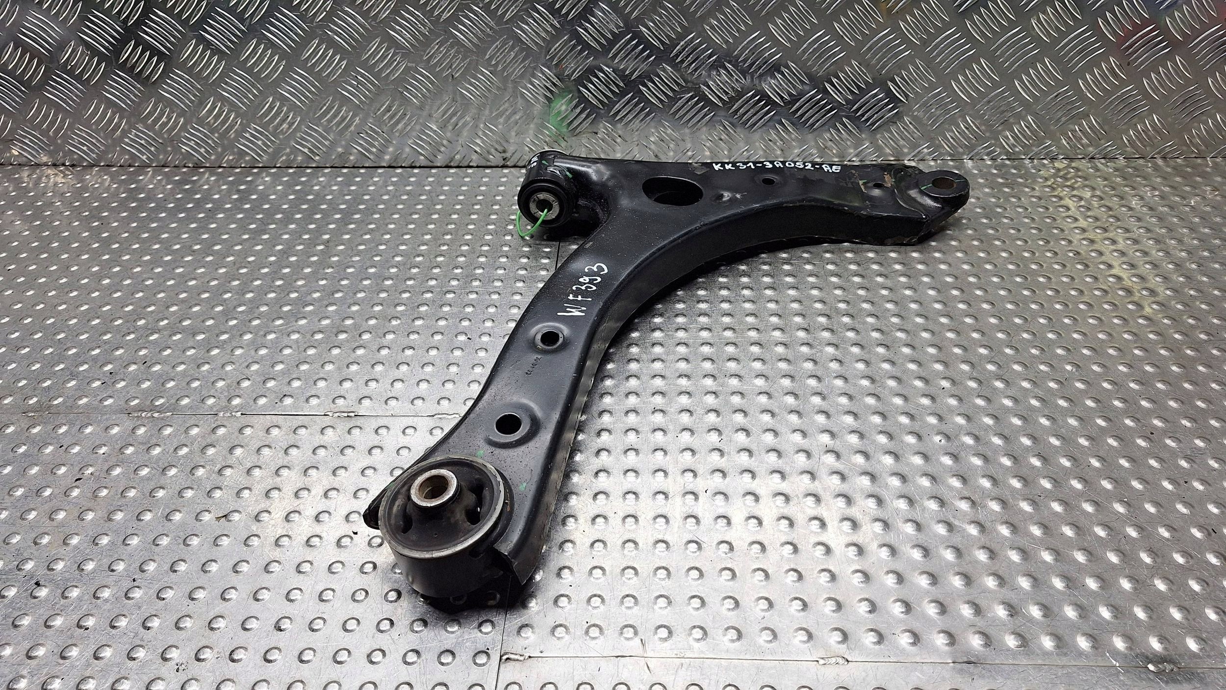 arm right front KK31-3A052-AE FORD TRANSIT MK8 LIFT