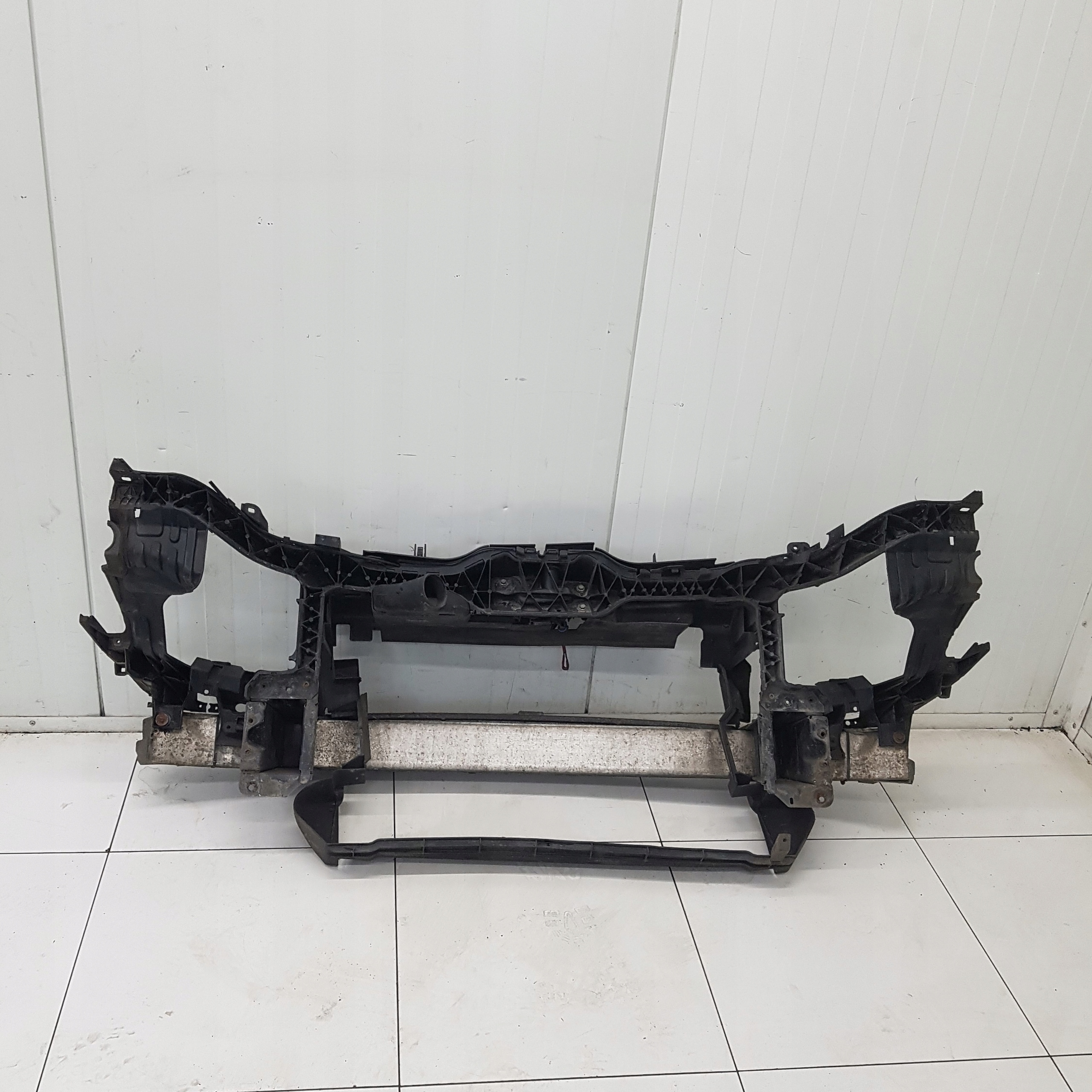 support panel for radiators MERCEDES-BENZ VITO W639 A1695050130