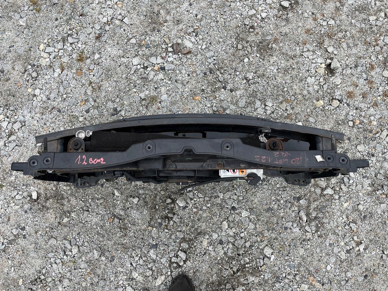 HYUNDAI I20 and LIFT support panel for radiators complete 1,2 16V 2012-14R