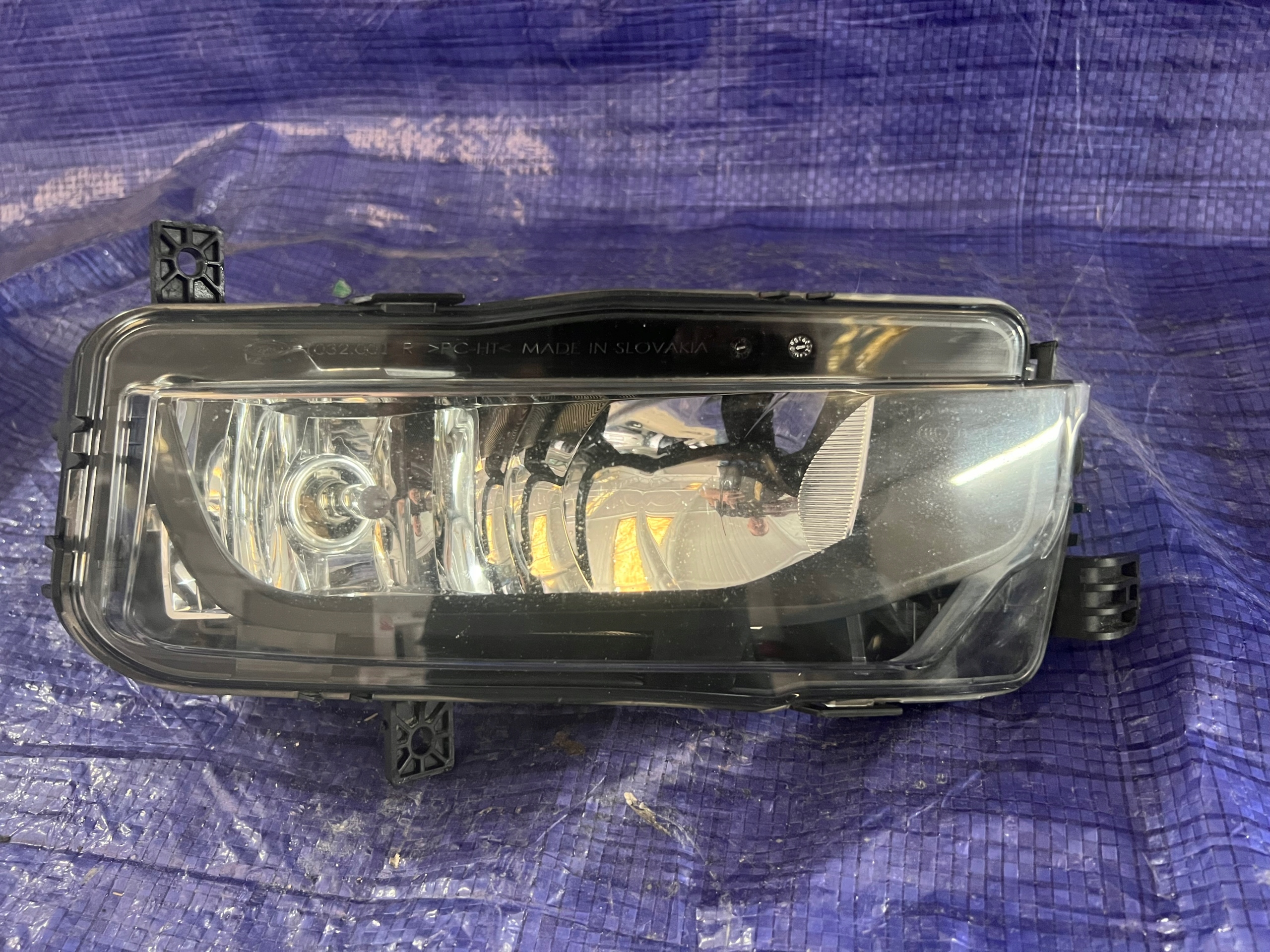 ФАРА ПРОТИВОТУМАНКА ПРОТИВОТУМАННАЯ VW T6e0941662a