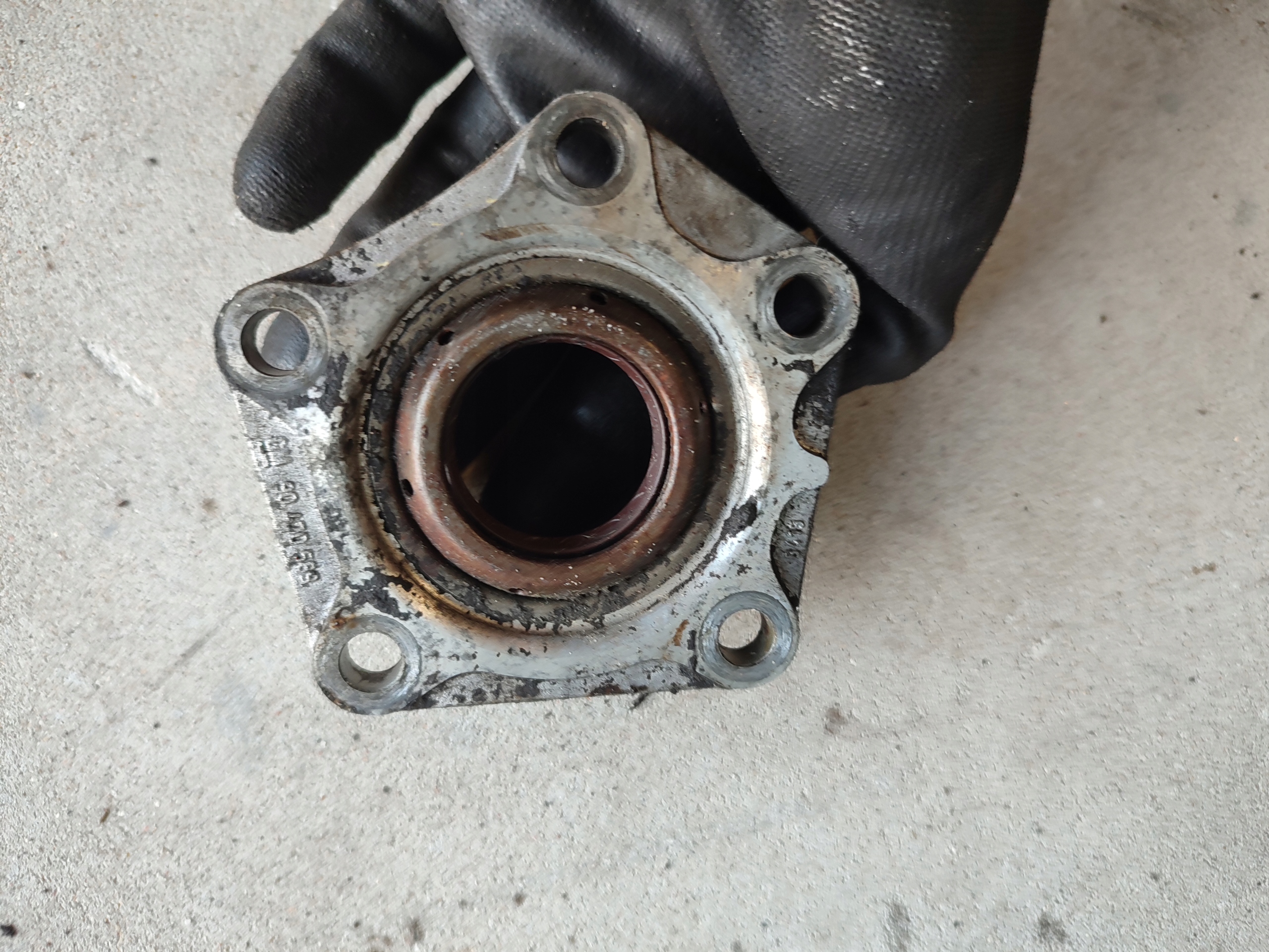 Flansza Semiasse Opel F18 90470589