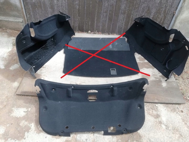 BOCZEK BAGAŻNIKA WYKŁADZINA E-KLASA W207 COUPE 15r