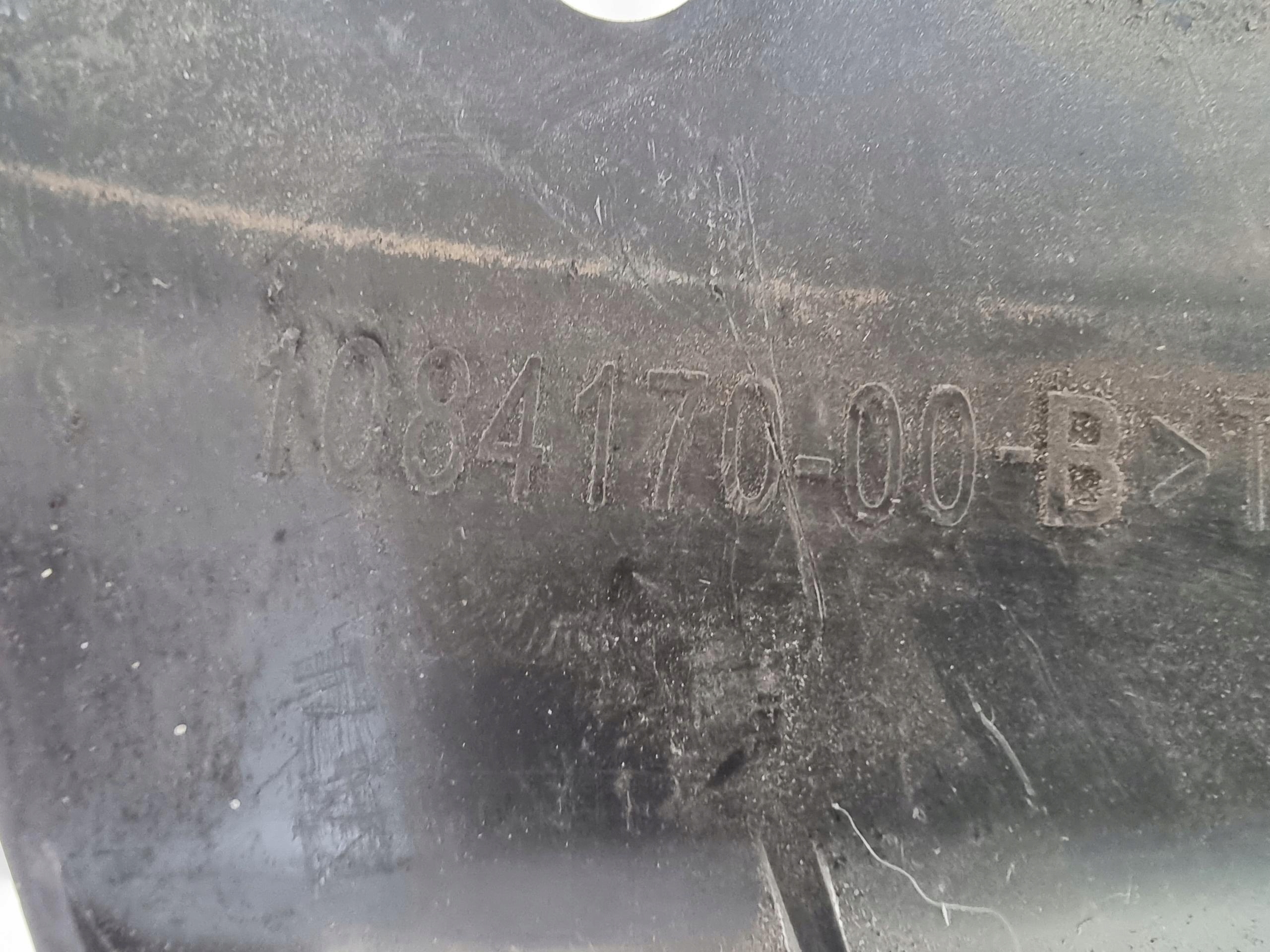 TESLA MODEL 3 17-> holder of a bumper right front 1084170-00-B