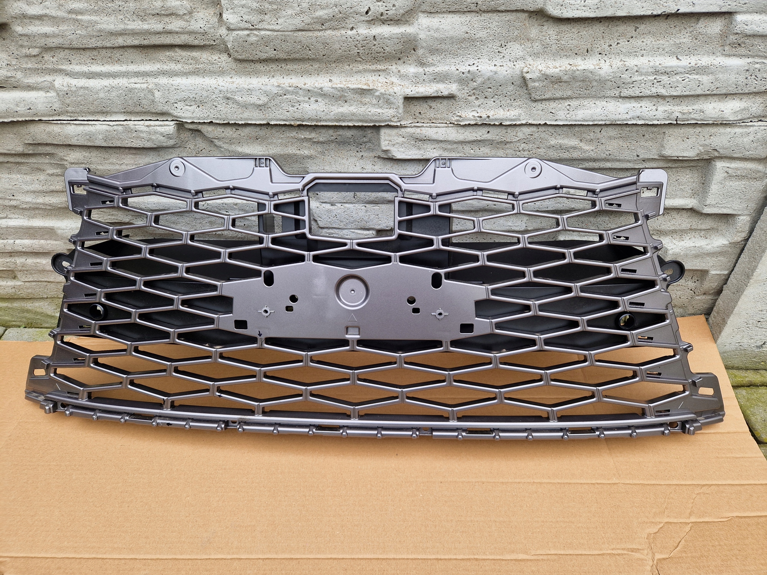 Lexus LBX AYH1 Kühlergrill FRONTGRILL Kühlergitter - Thumbnail 1