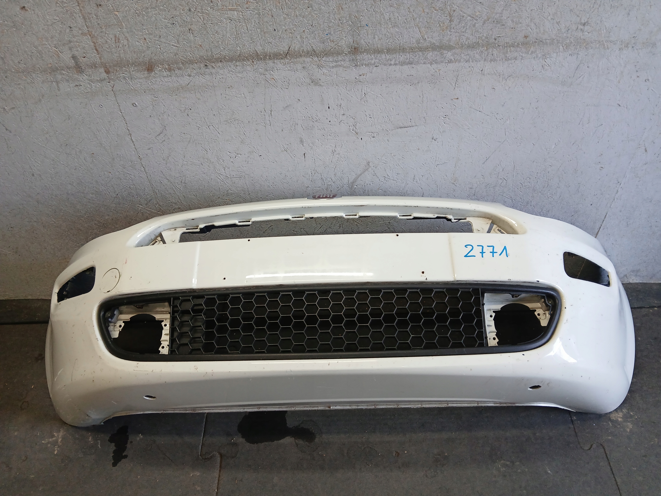 bumper front FIAT PUNTO 12