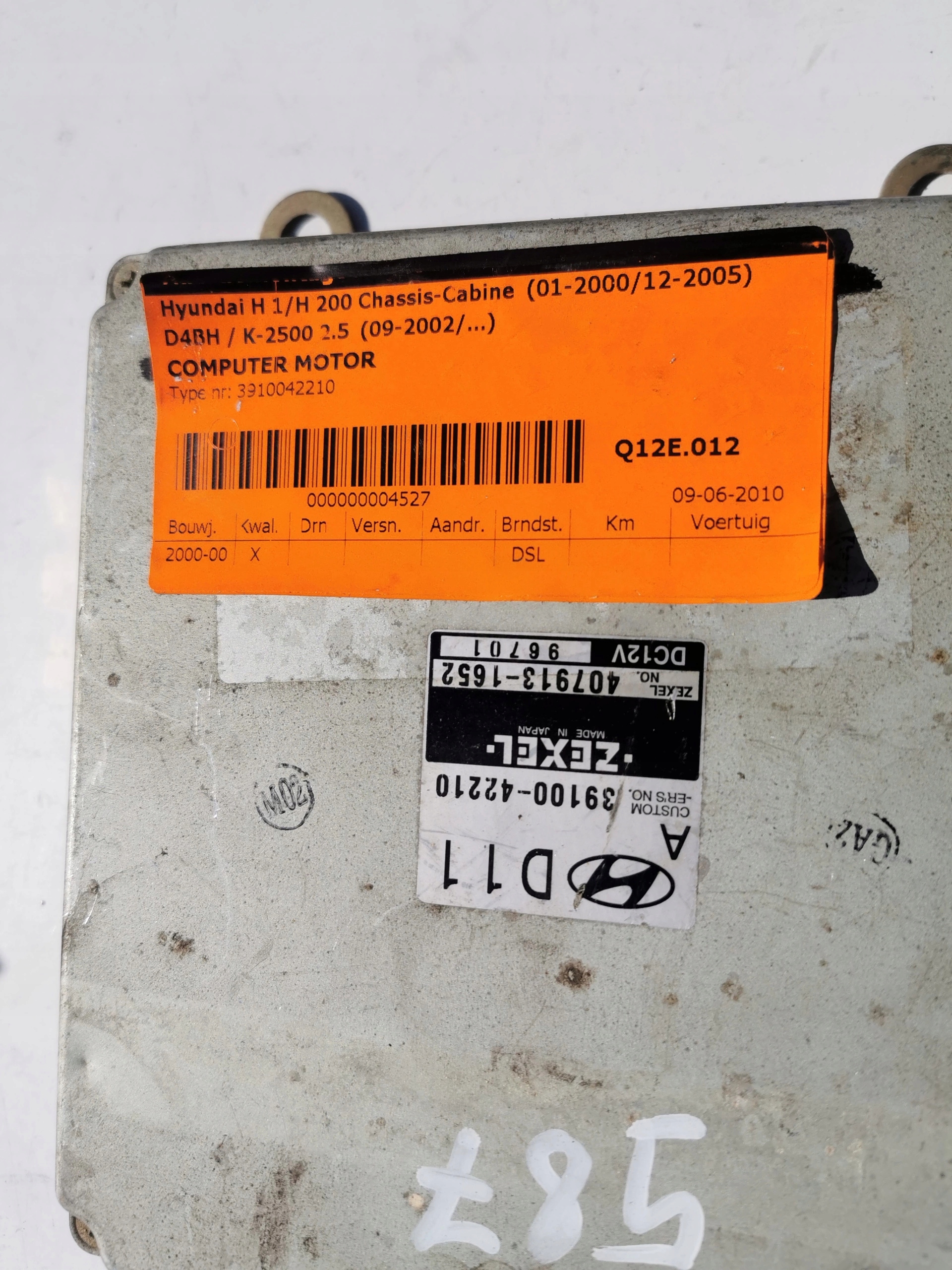 HYUNDAI H1 2.5D 39100-42210 407913-1652 computer E