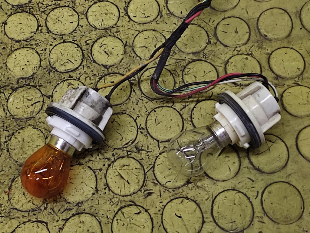 DAEWOO MATIZ Licht links heck