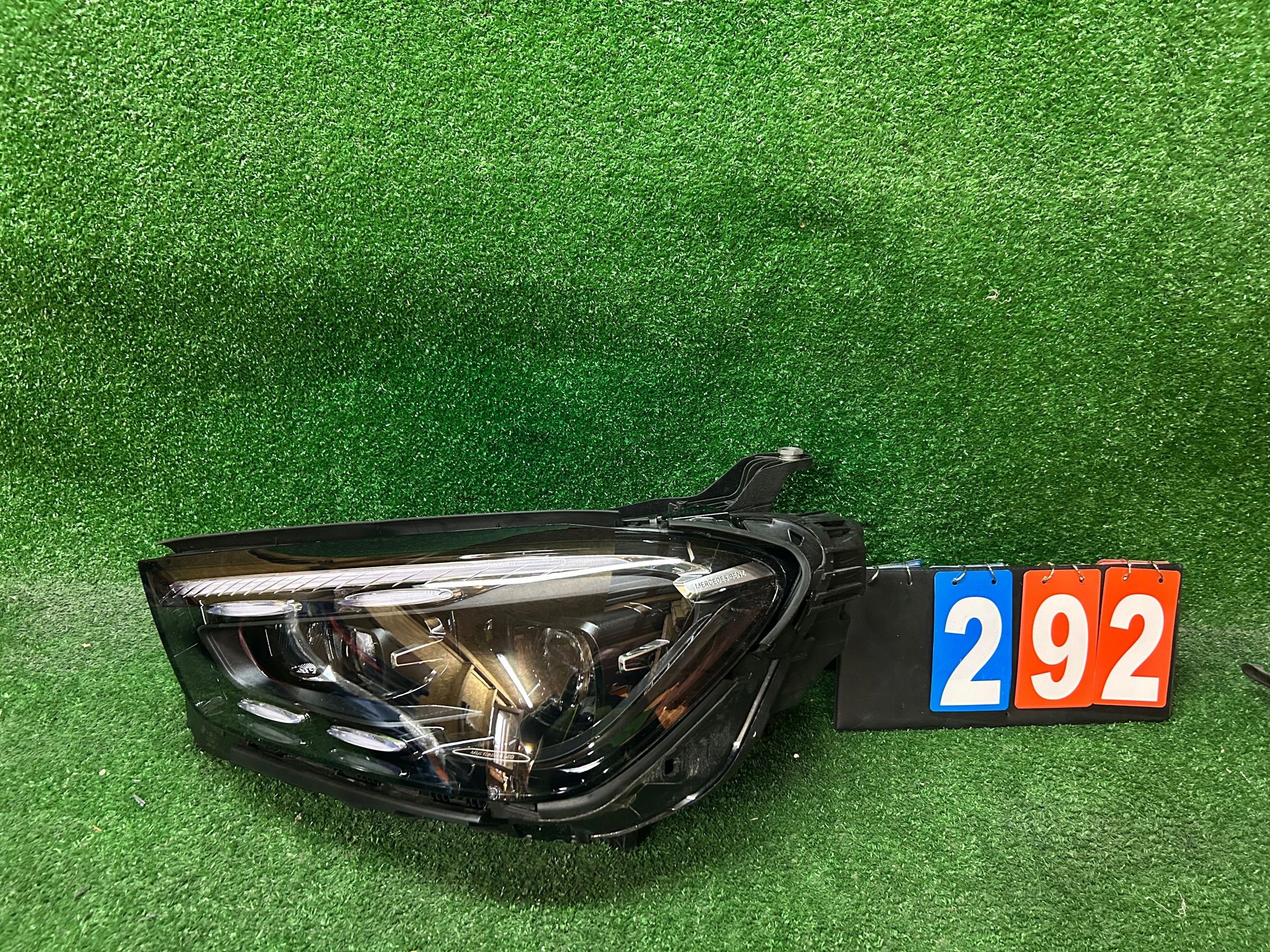 REFLEKTOR links MERCEDES GLE W167 LIFT MULTUBEAM LED nr:292