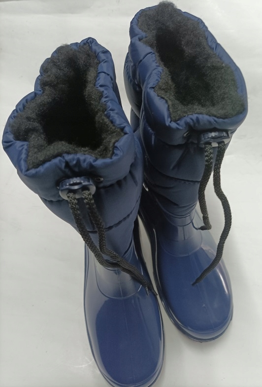 ŚNIEGOWCE MŁODZIEŻOWE GUMOWCE KALOSZE OCIEPLONE ROZM. 37/38 Marka bez marki