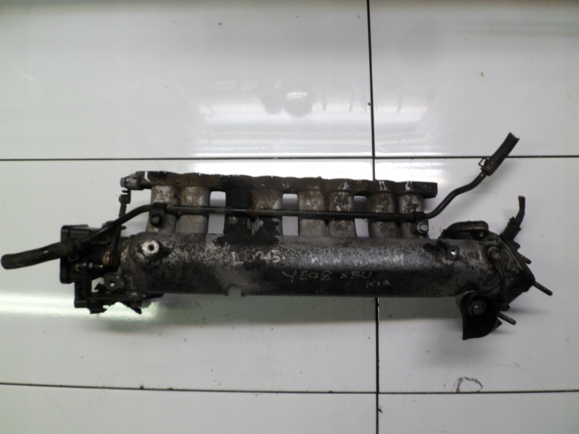 KIA CEED 1.6CRDI D4FB intake manifold 28230-2A400