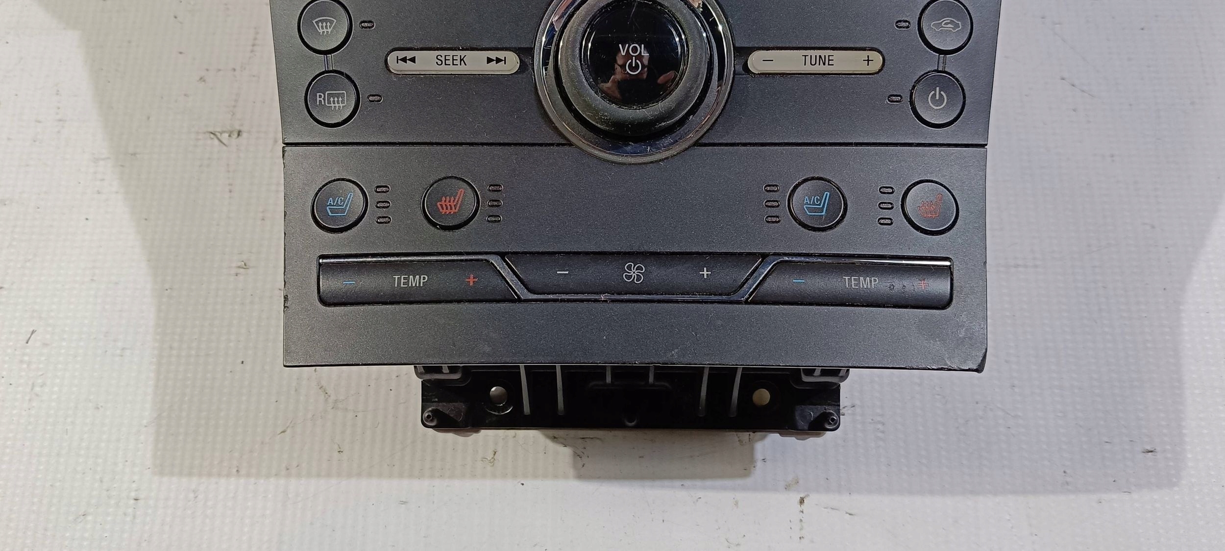 control panel radiem radia of the air conditioning frame Ford Edge 2015
