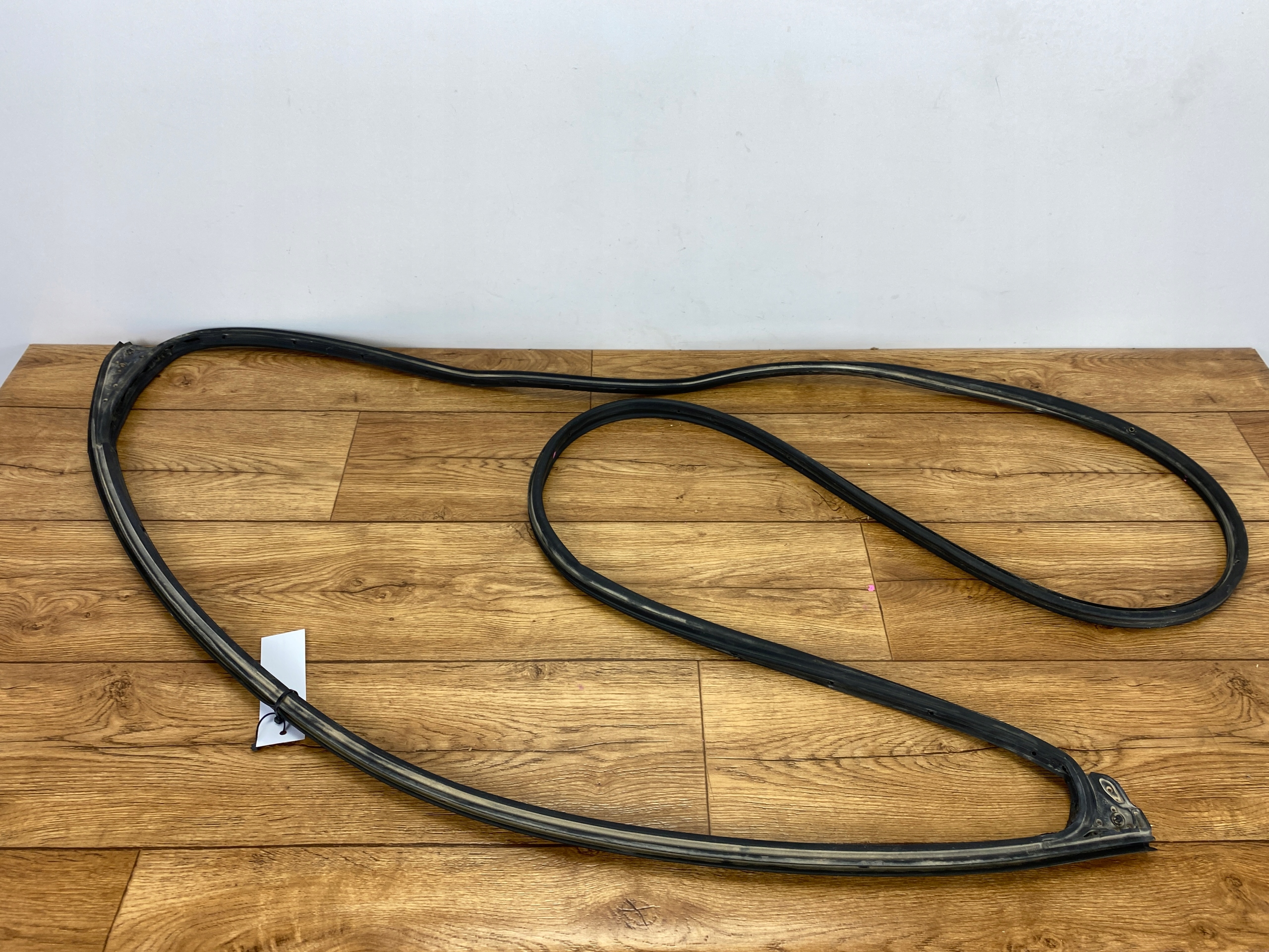 gasket door windows right side Dodge Ram 1500 2019+