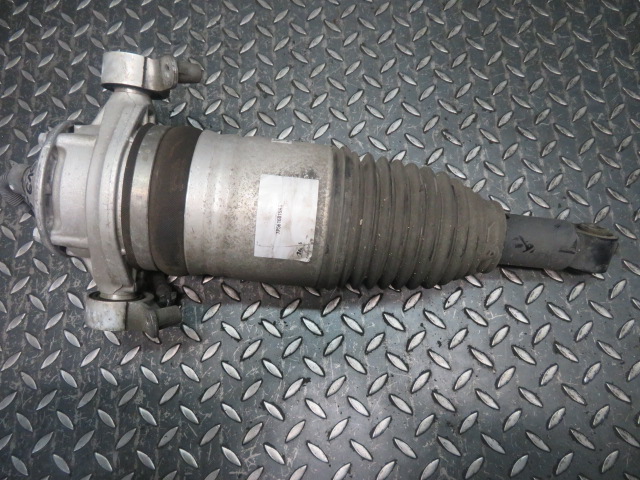 AMORTYZATOR LEWY TYŁ 7P5616019AS PORSCHE CAYENNE