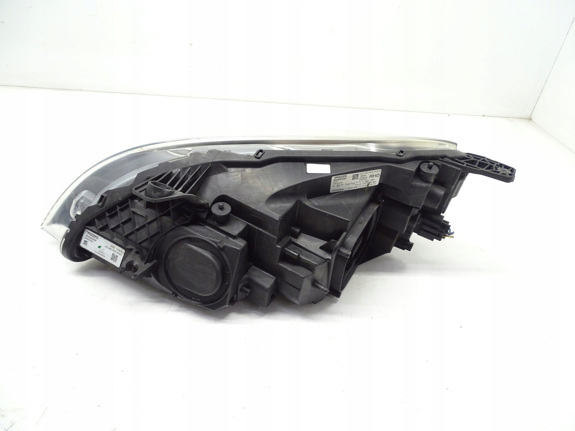 light front LED right UK VOLVO V40 32228486