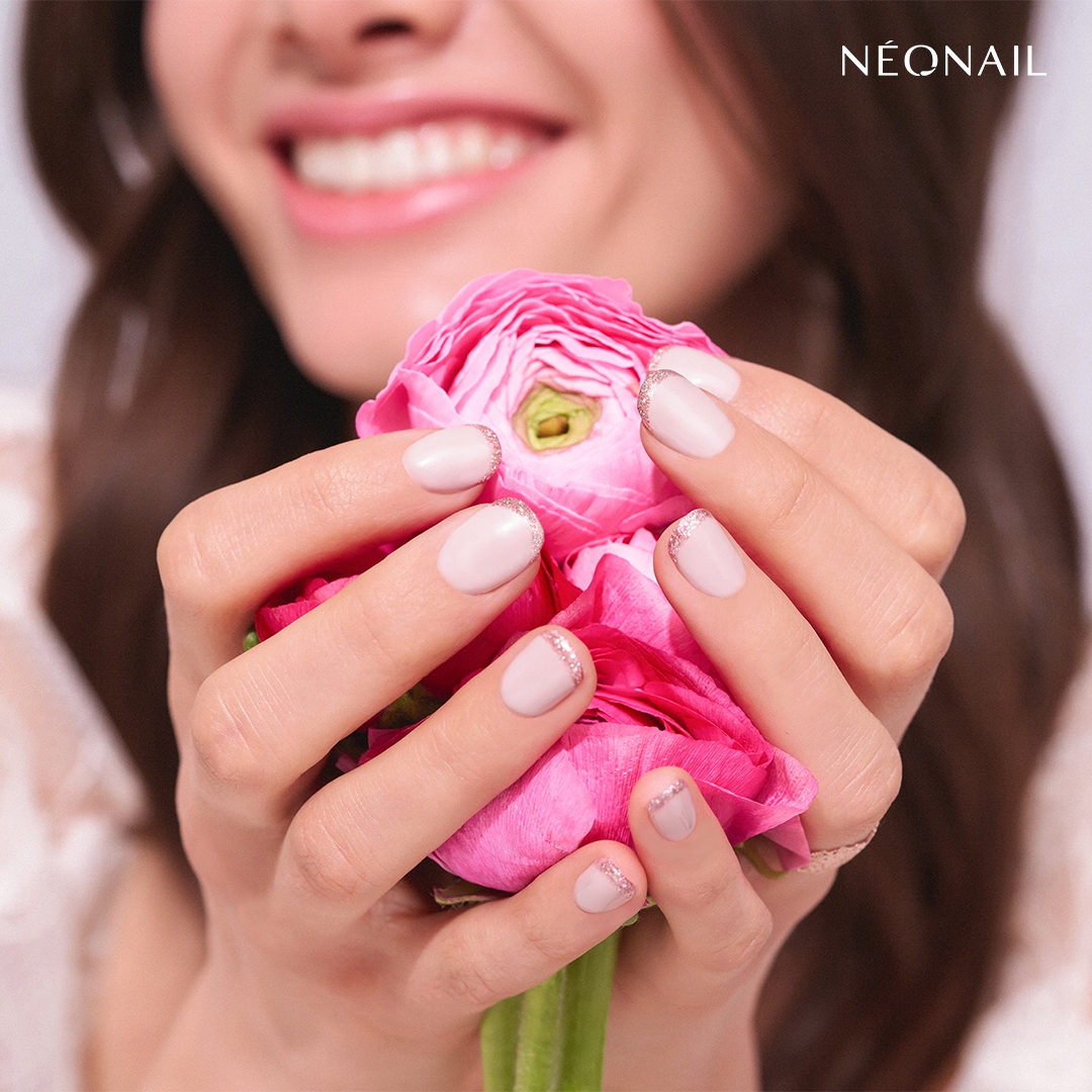 NEONAIL Lakier Hybrydowy SHINE THE MOMENTS 7,2 ml Kolor Odcienie czerwieni i różu