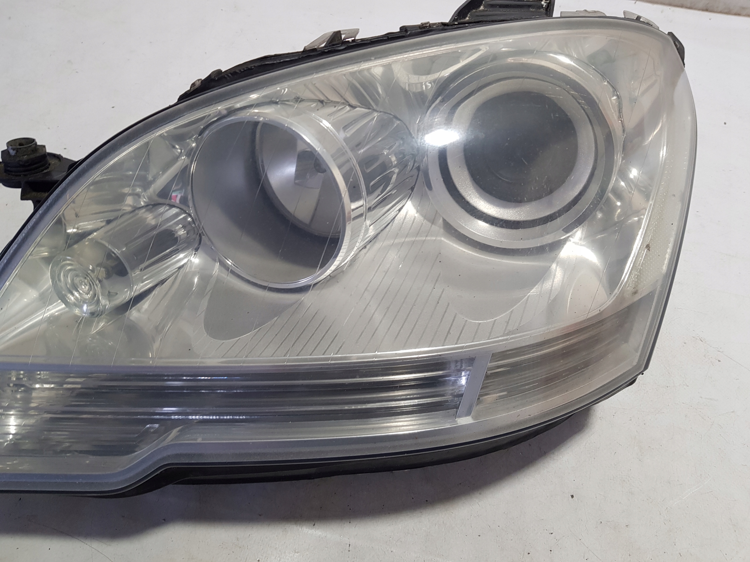 MERCEDES ML W164 LIFT light left front H7 UK