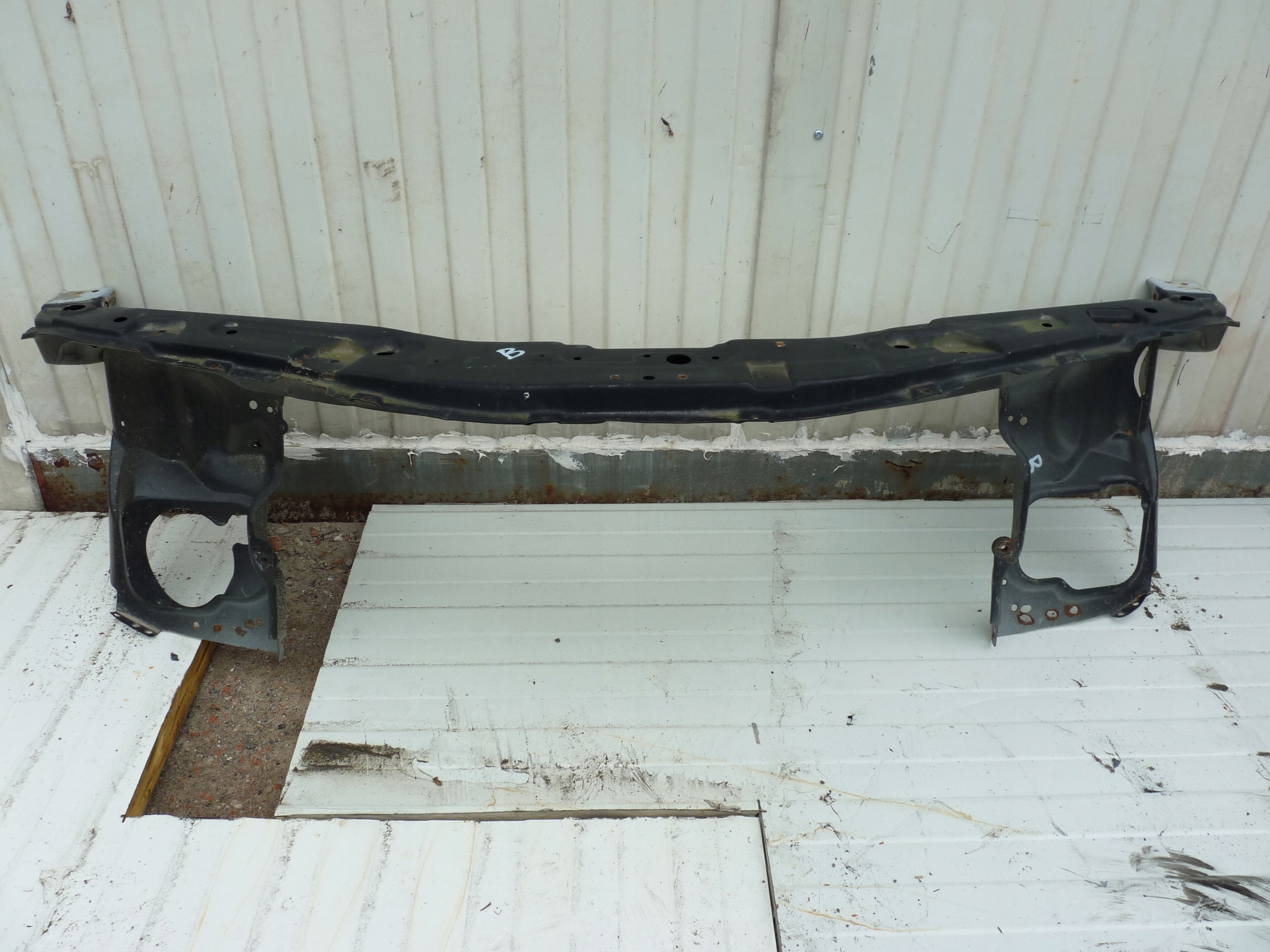 CAPTIVA PAS PRZEDNI OKULAR WZMOCNIENIE