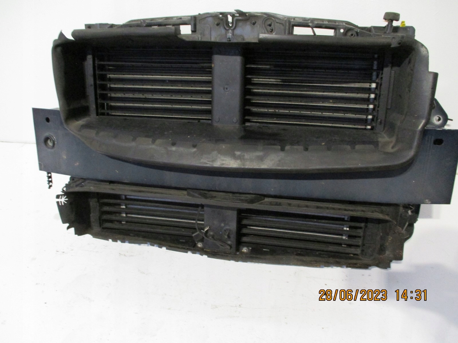 Pas przedni CHŁODNICE FORD KUGA MK3 1,5TDCI