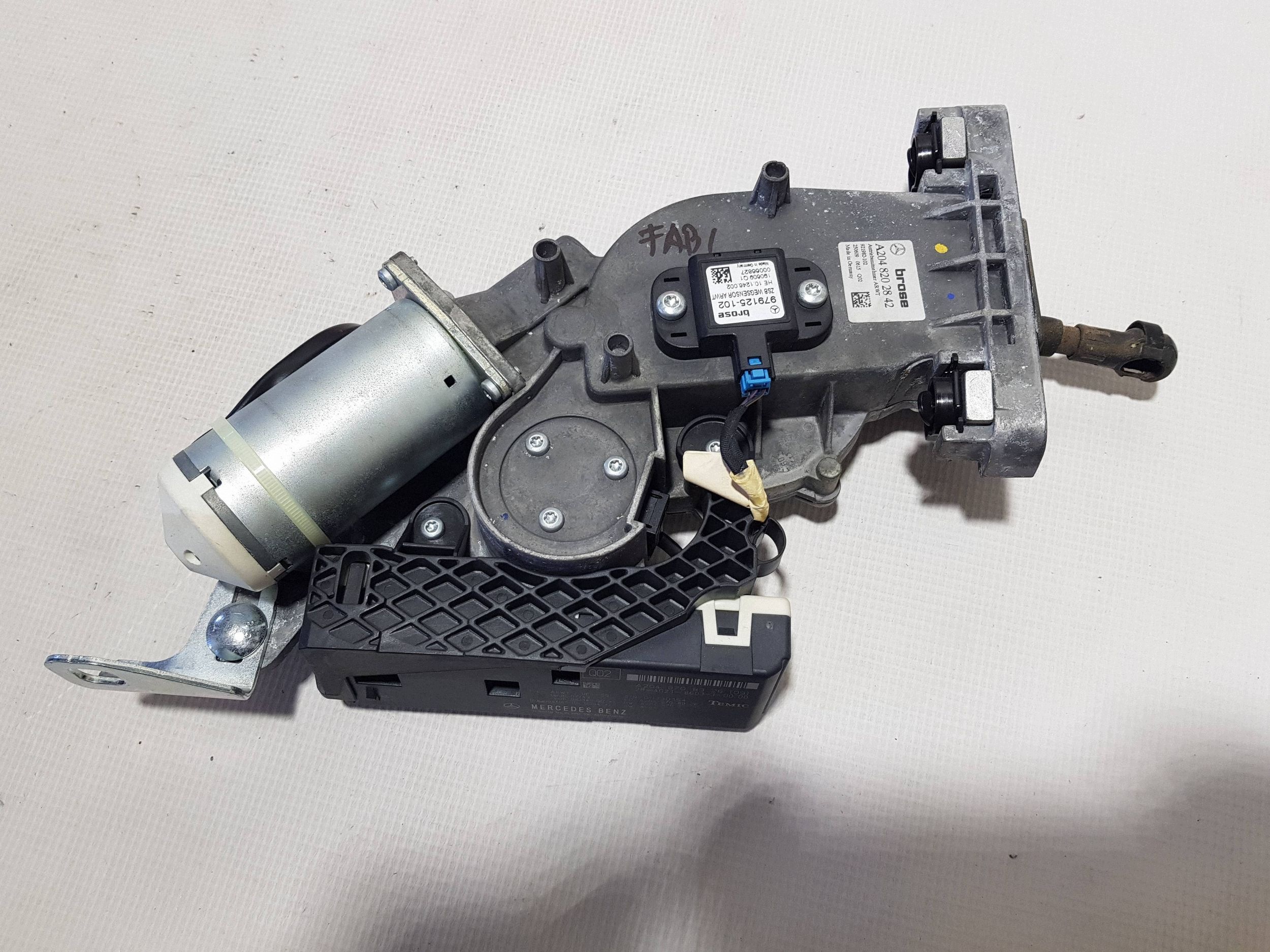 MERCEDES W204 KOMBI damper mechanism bonnet boot