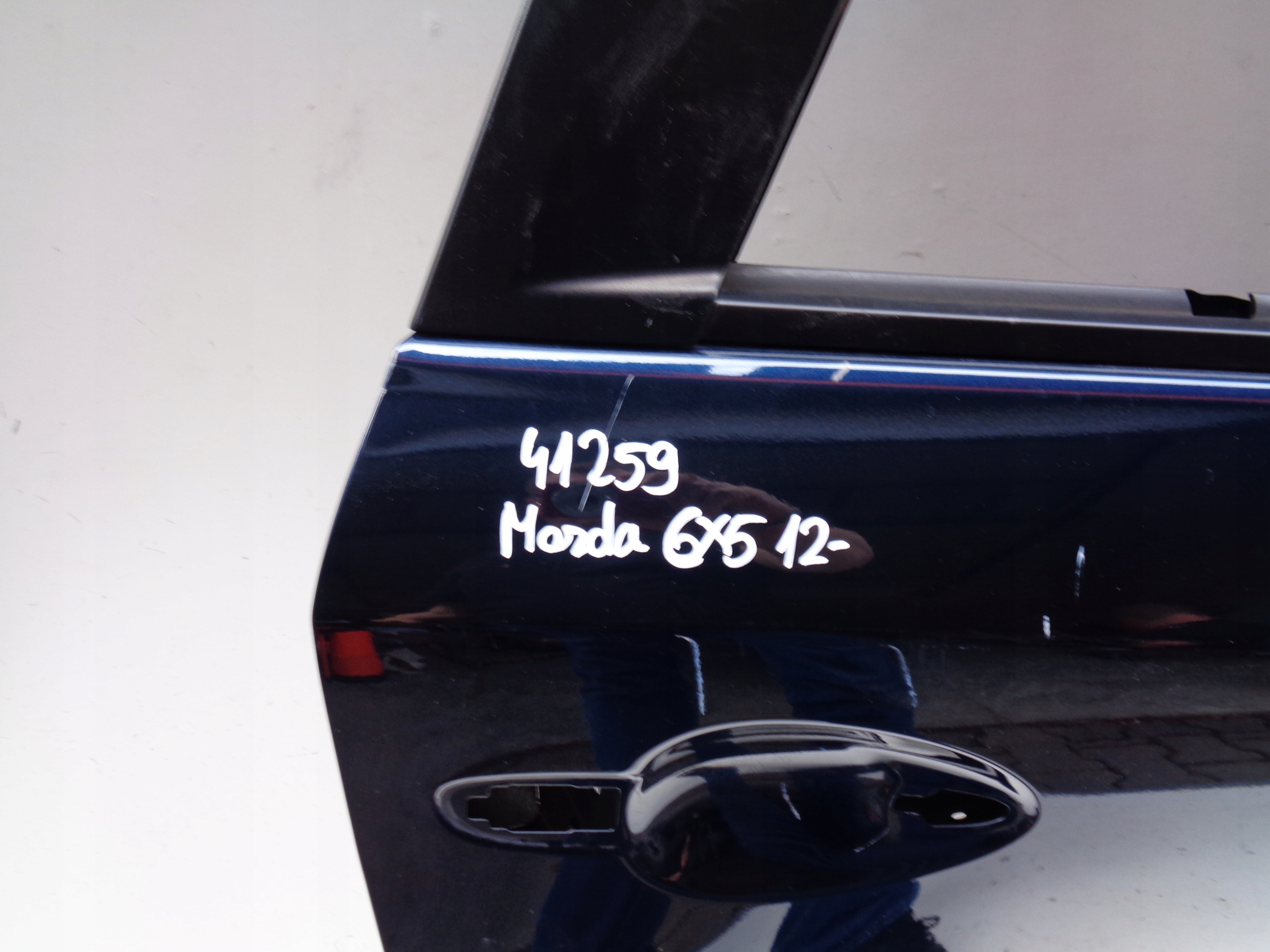 door right rear. MAZDA CX5 12- NR 41259