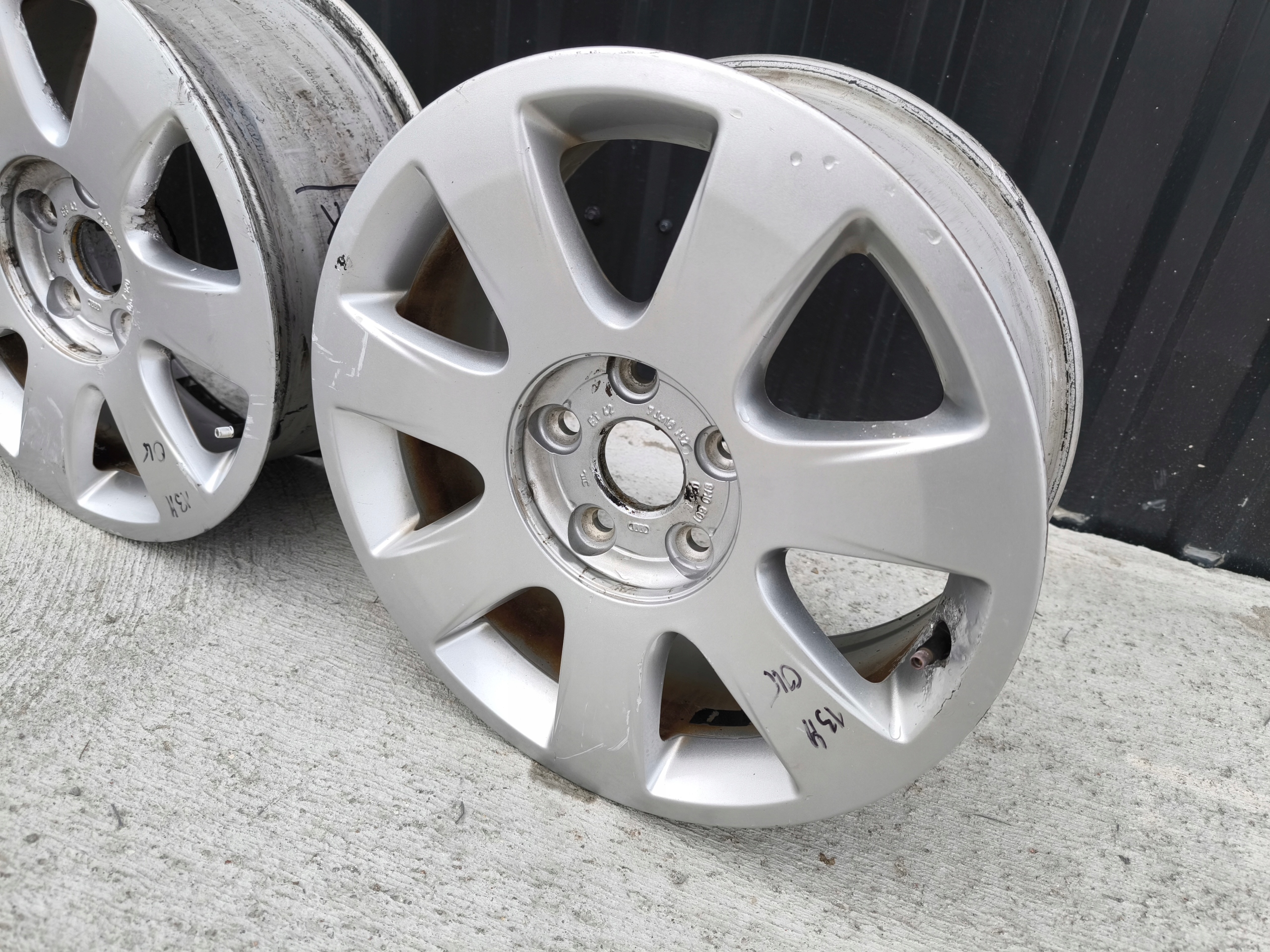 disc discs VW AUDI A3 A4 A6 ITP 7.0J R16 ET42 8H0601025E *13M*