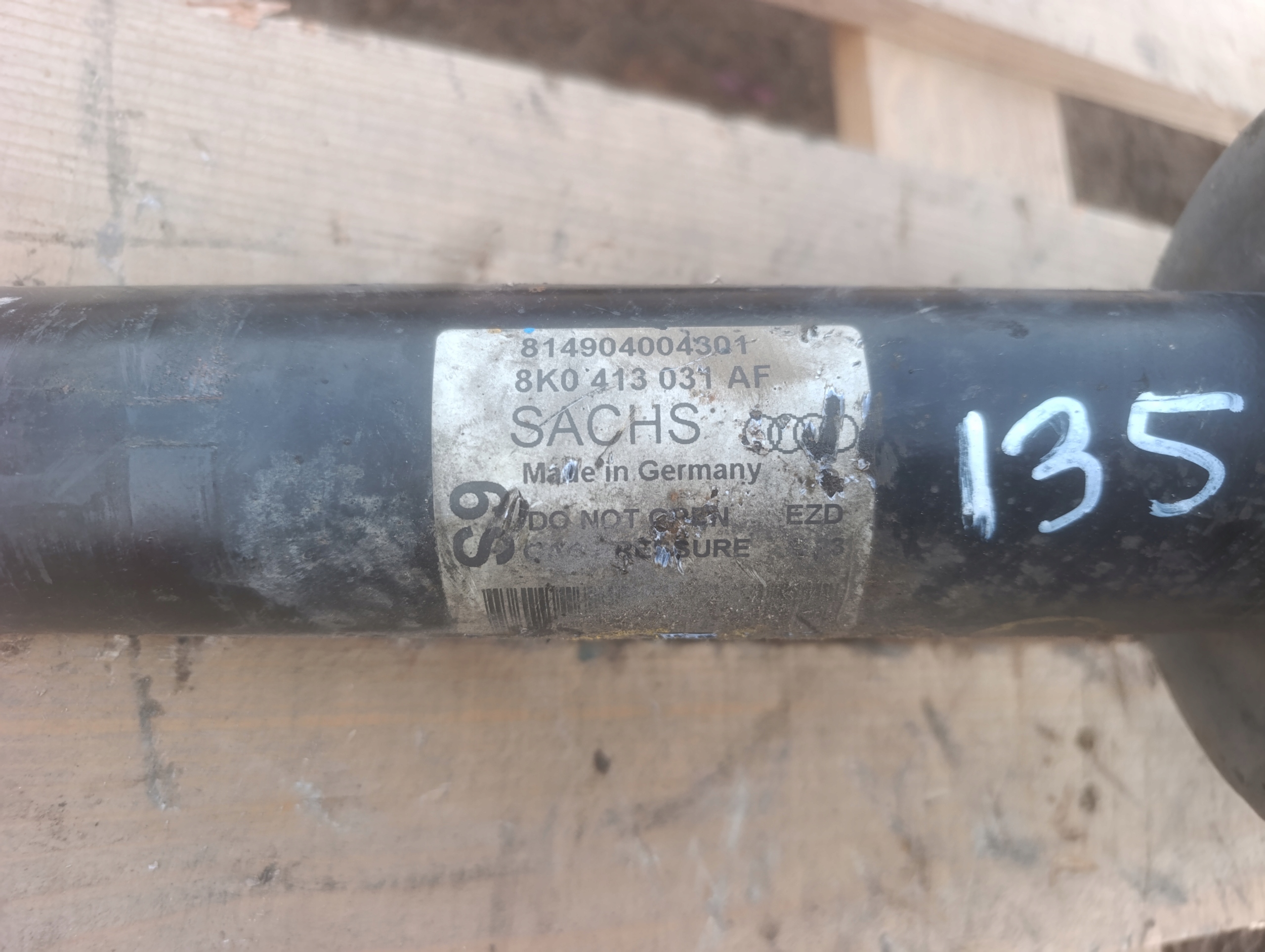 MACPHERSON shock absorber front AUDI A4 B8 A5 8K0413031AF