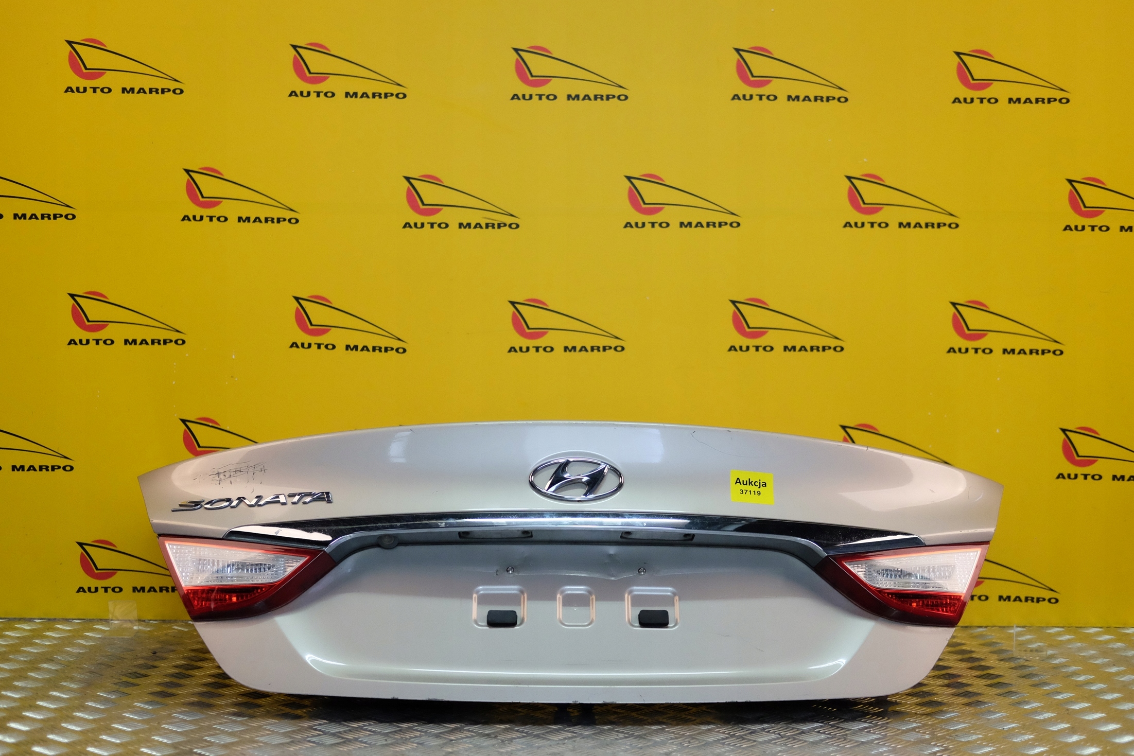 HYUNDAI SONATA 2011-2014 KLAPA BAGAŻNIKA TYŁ TYLNA Typ samochodu Samochody osobowe