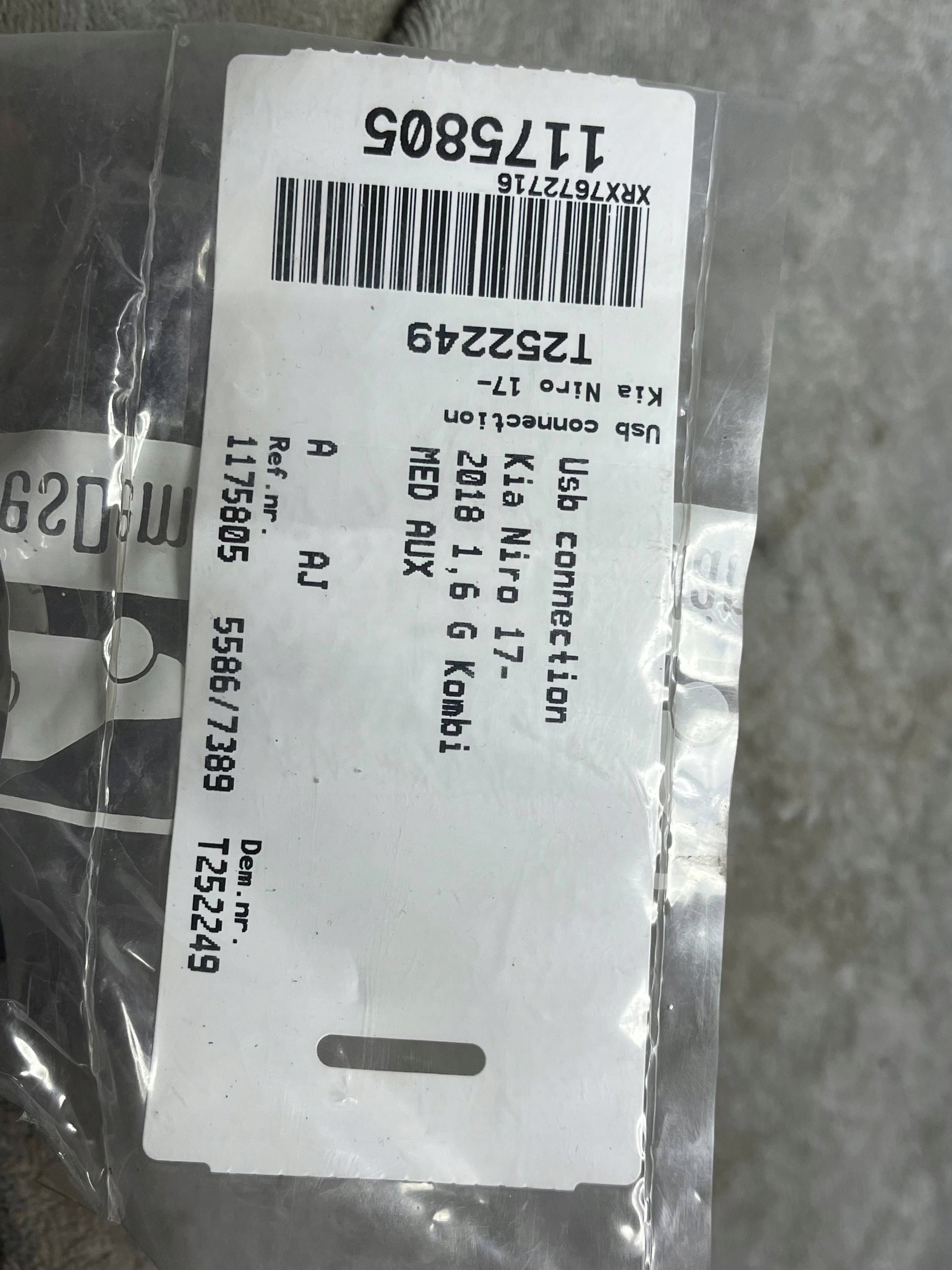 adapter AUX USB ZAPALNICZKI bundle 96120-G5100 KIA NIRO !J