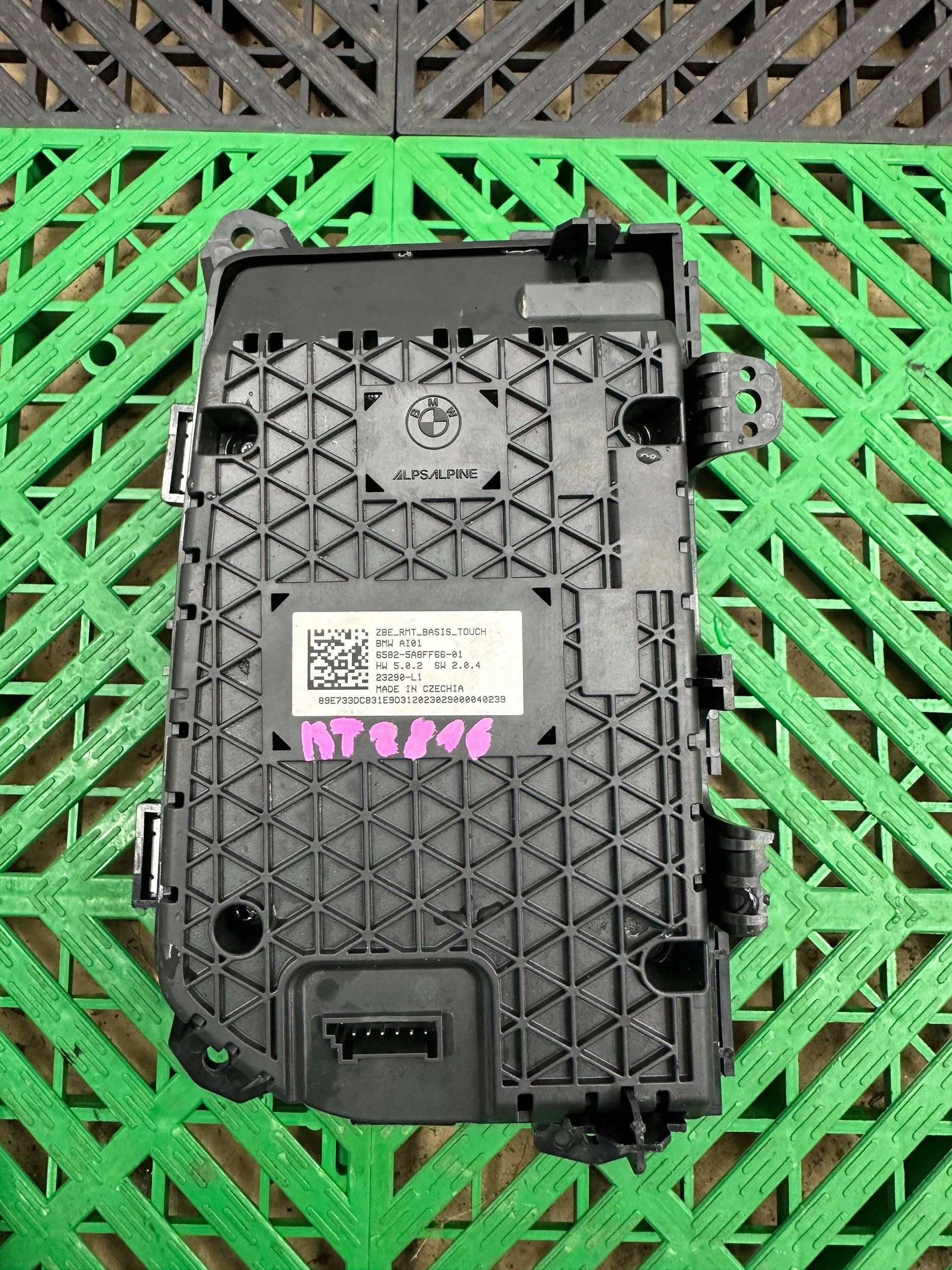 unit multimedialna BMW iX 5A8FF66