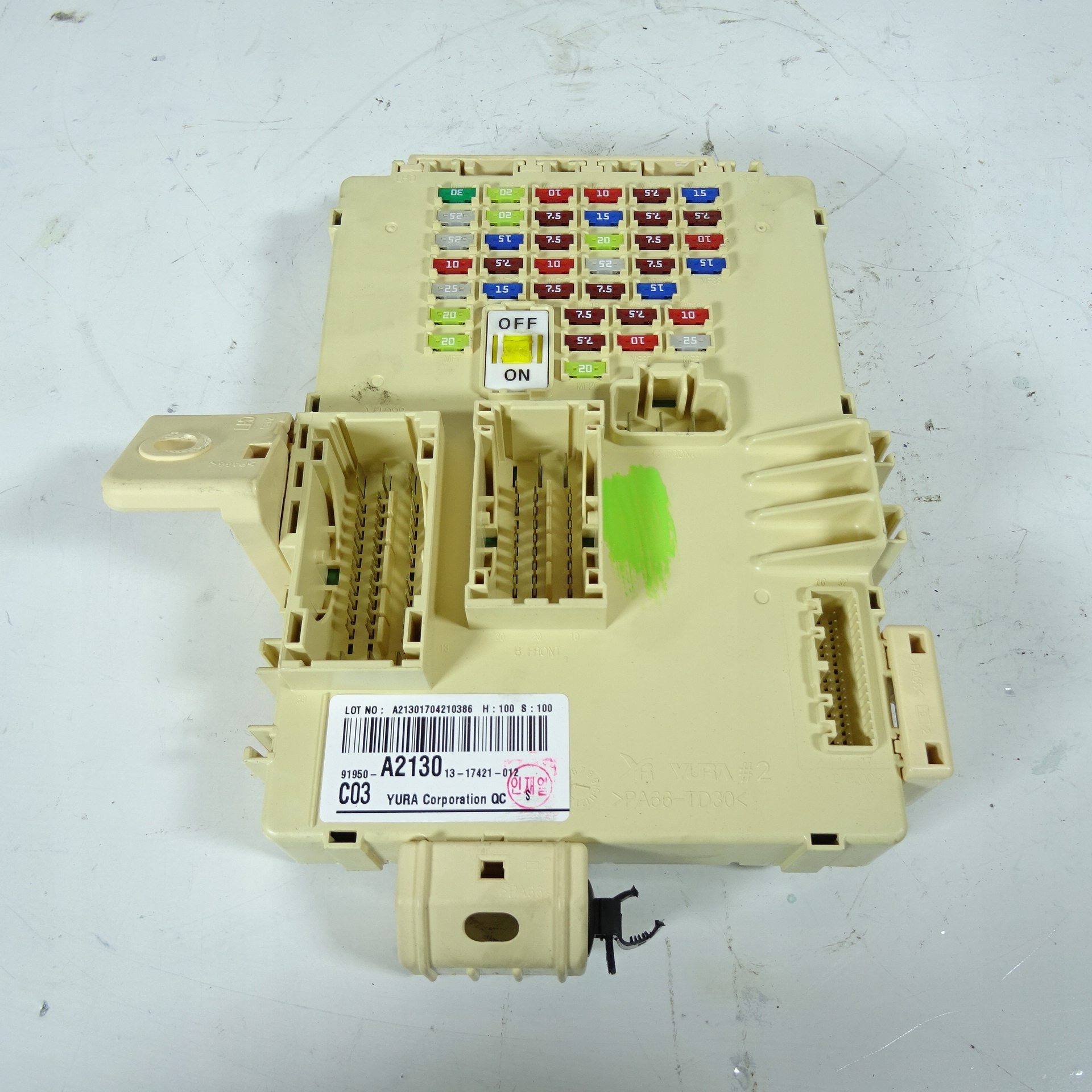 KIA CEED II КОРОБКА BEZPIECZNIKOW 91950-A2130