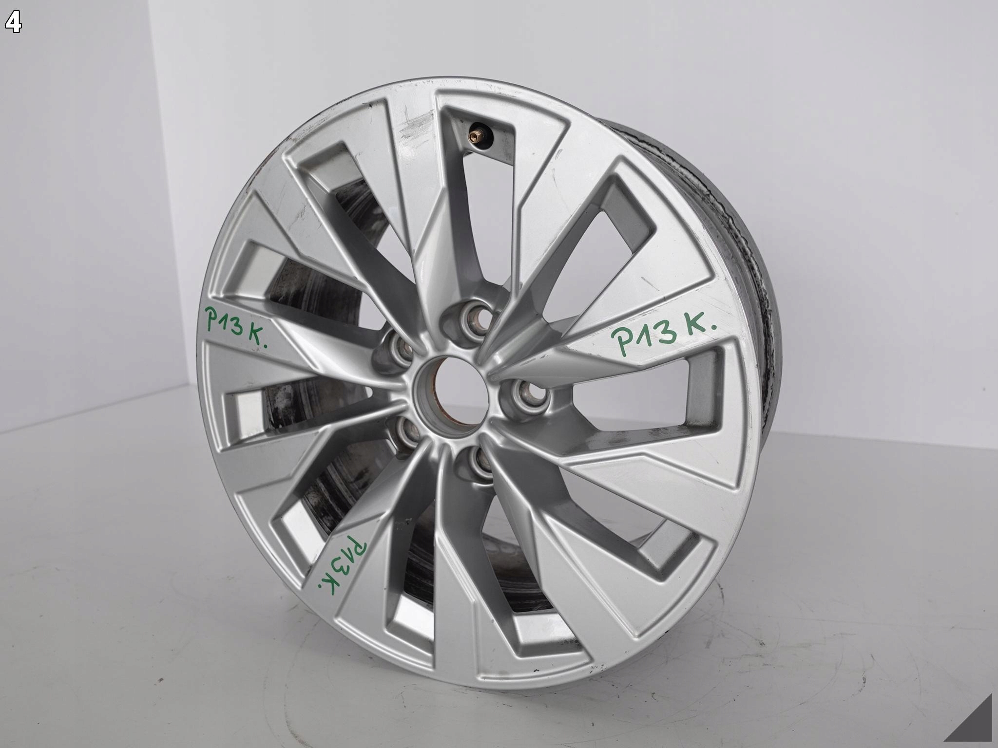 AUDI A3 8Y0 disk 7,5JX16 ET43 8Y0601025T 5X112