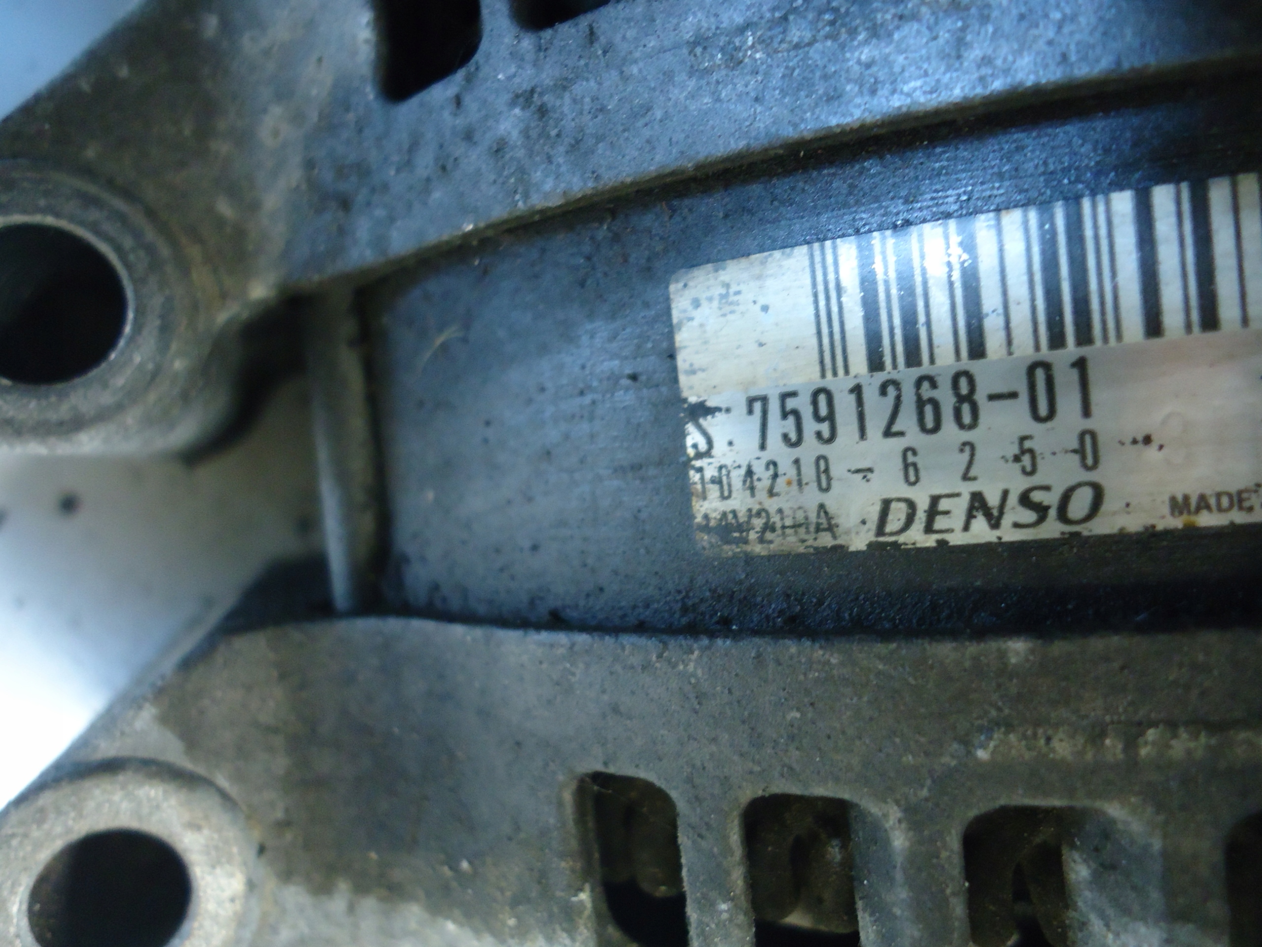 BMW E60 3.0 N52B30 alternatore 7591268