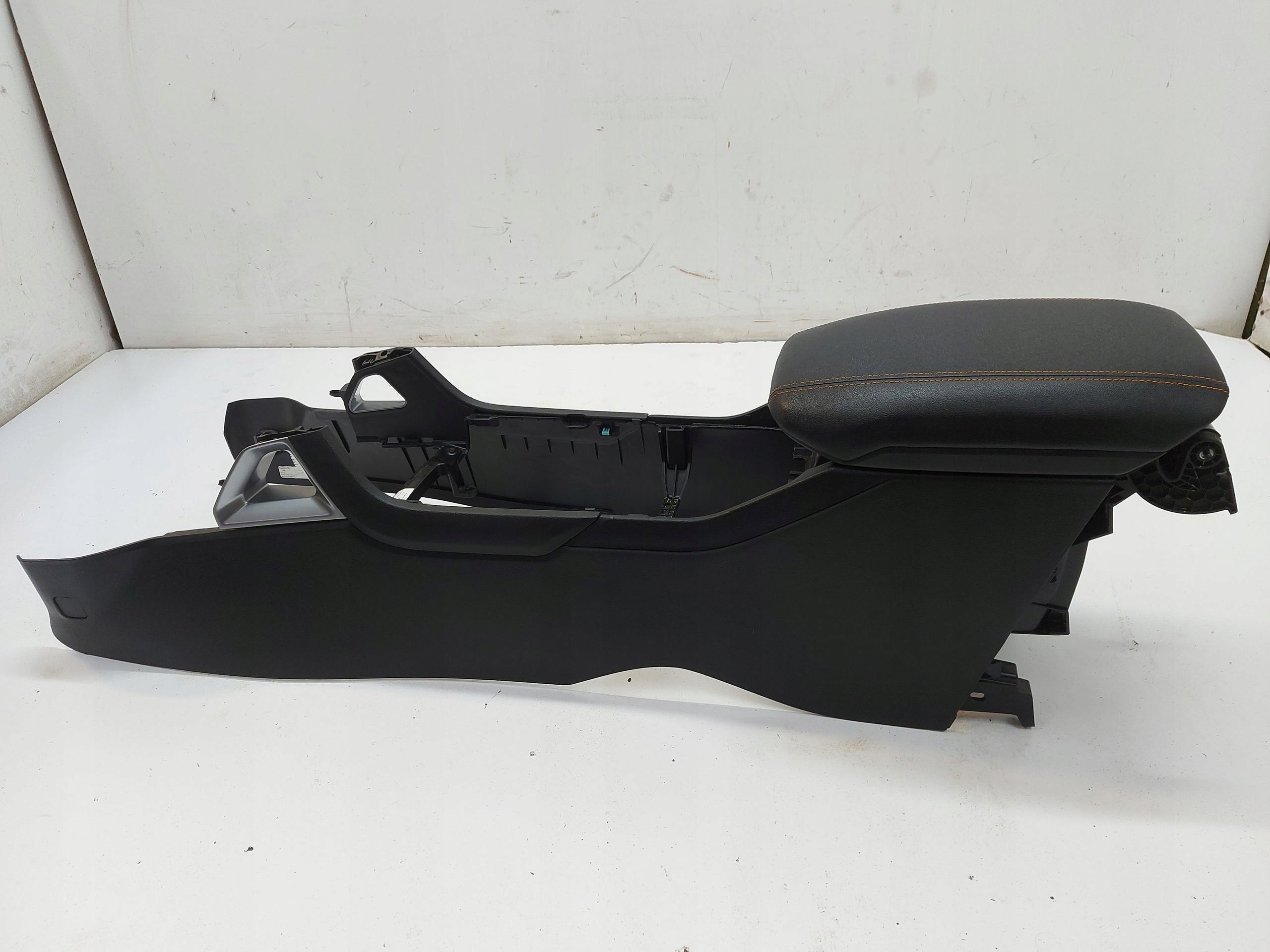 Ford Ranger VI 6 AMAROK II armrest TUNEL central