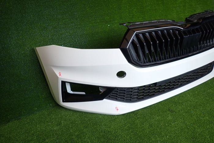 SKODA FABIA IV Paraurti anteriore Anteriore