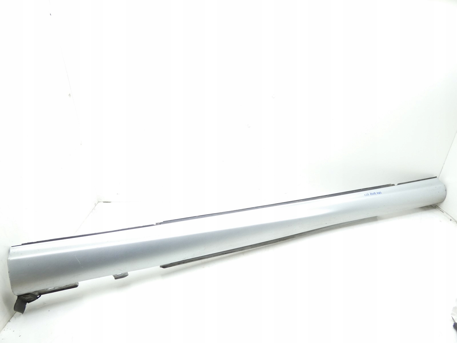 moulding cap threshold right exterior MERCEDES CLK A209 AMG 2096980425