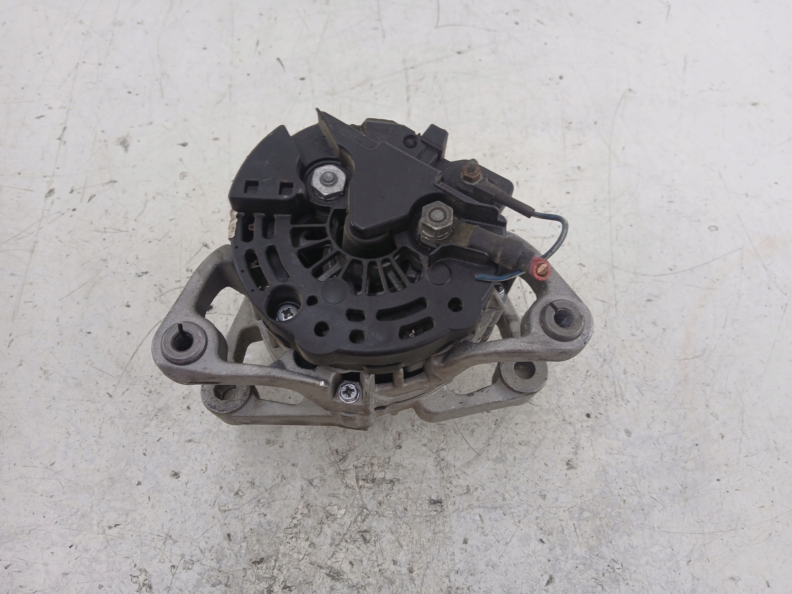 OPEL CORSA C 1.2 alternatore 09133599 70A