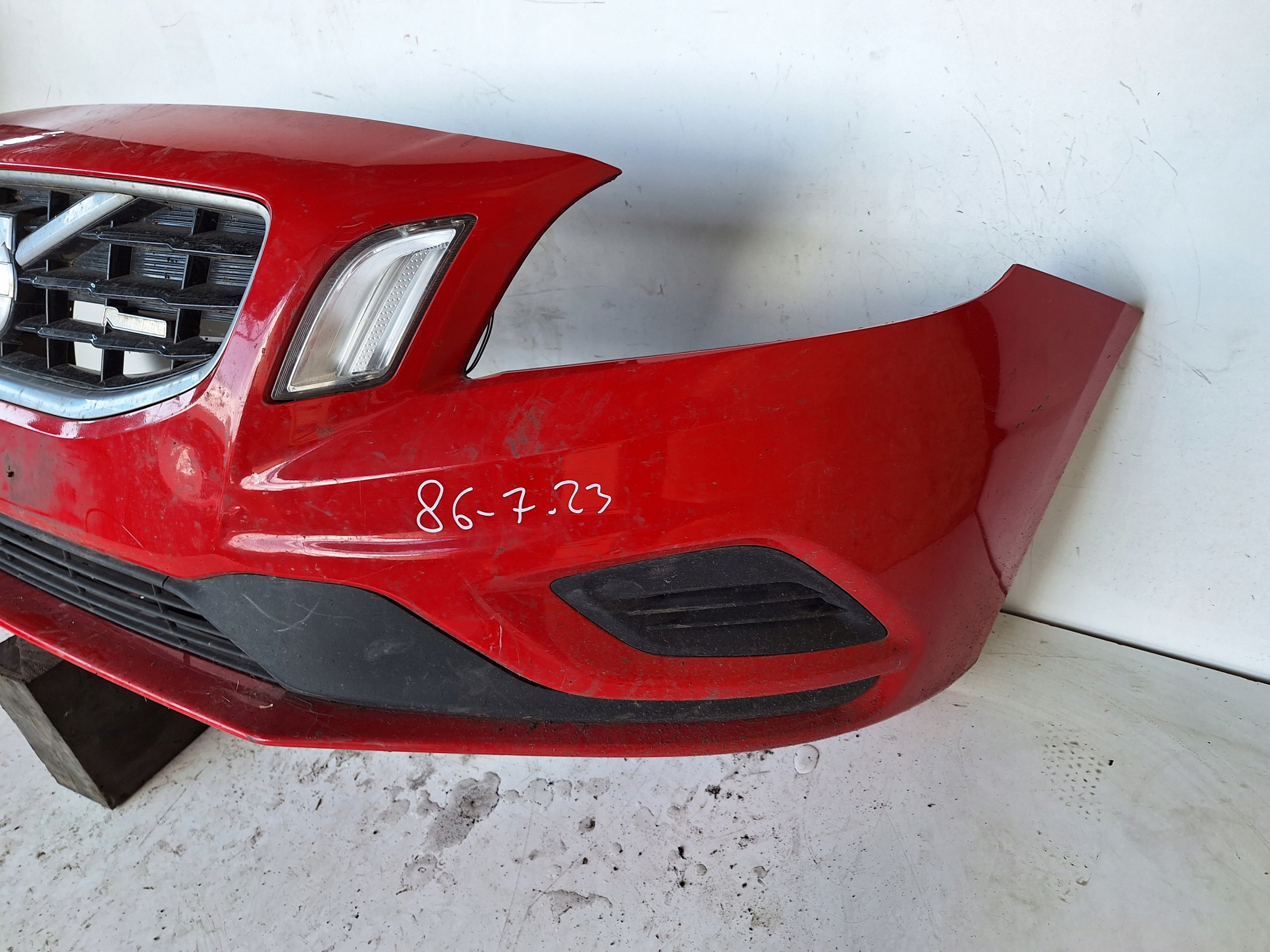 VOLVO V60 II 10-13 bumper R-design