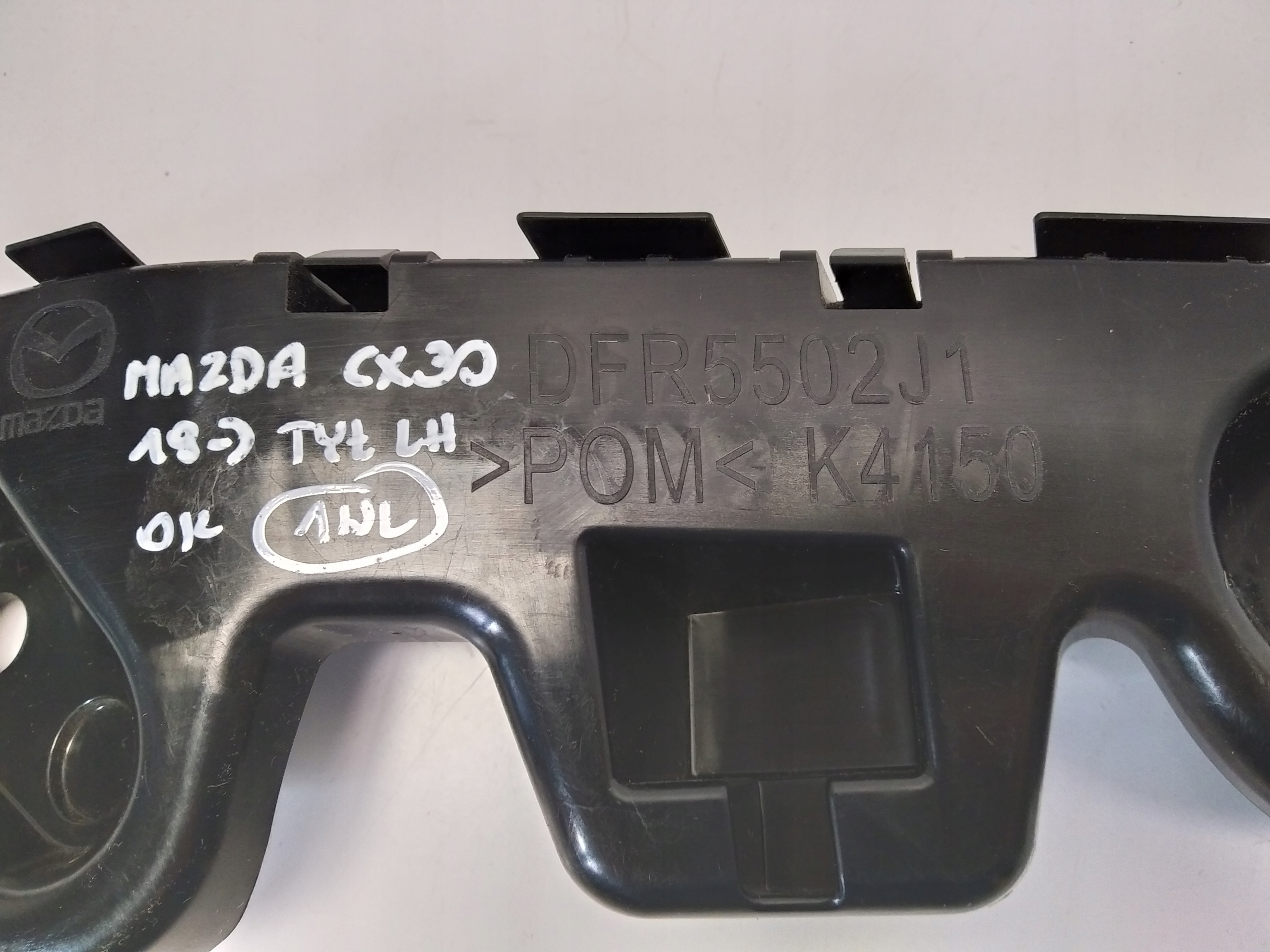 2019r + Mazda Cx30 Support Support plaque Pare choc Arrière Gauche Original DFR5502J1