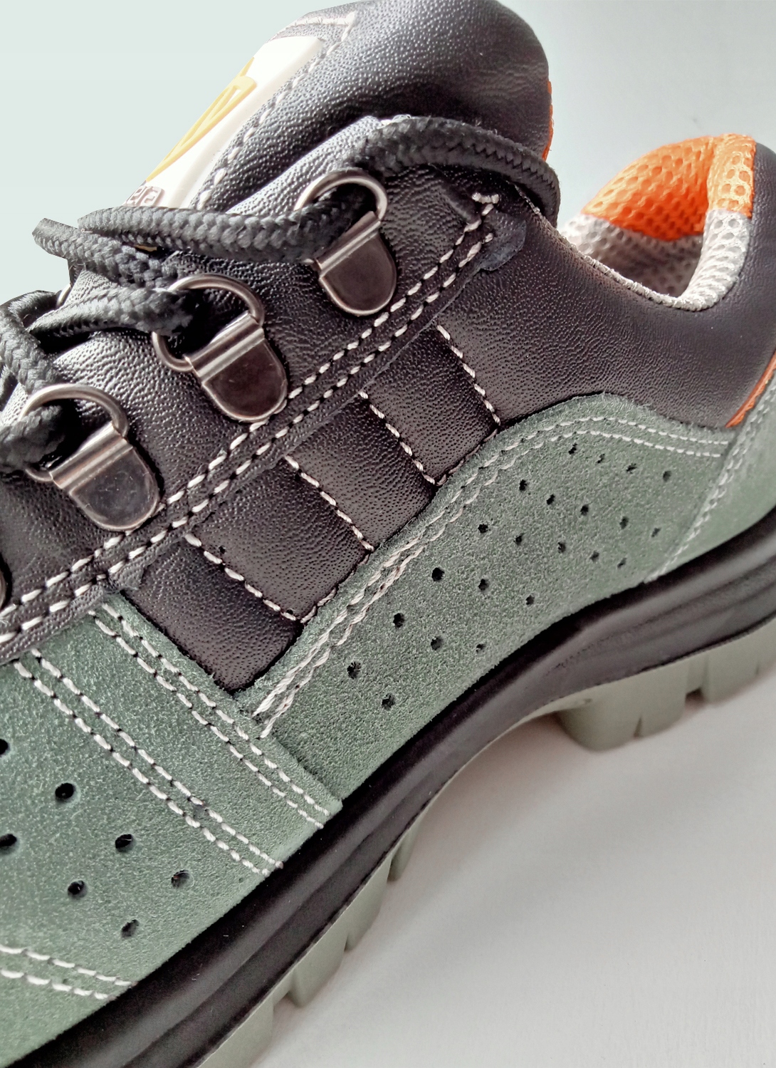 BUTY ROBOCZE PÓŁBUTY OCHRONNE Z PODNOSKIEM BHP 39 Rodzaj buta półbuty