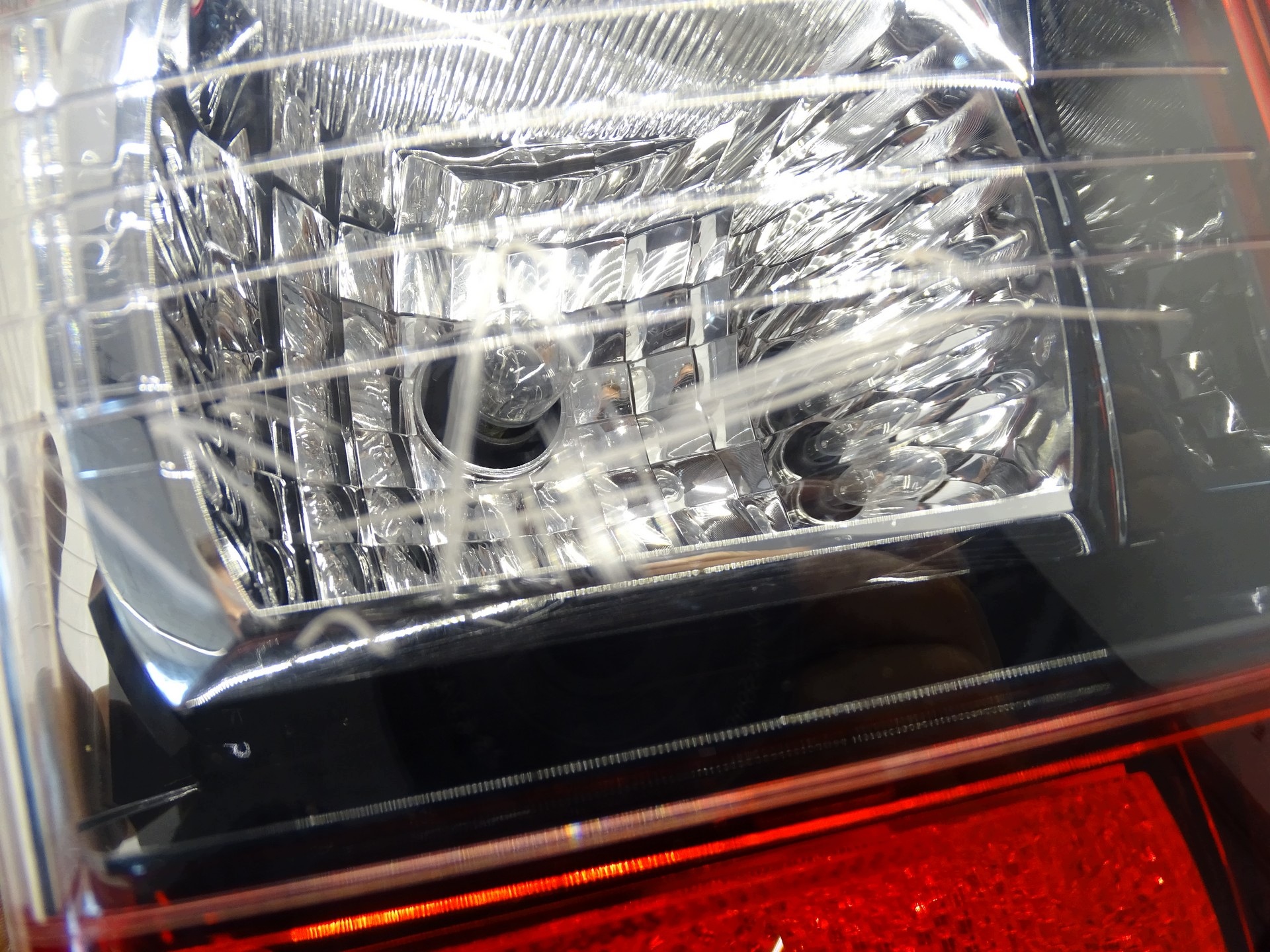 light rear part rear left Mitsubishi L200 8330B213 2020R