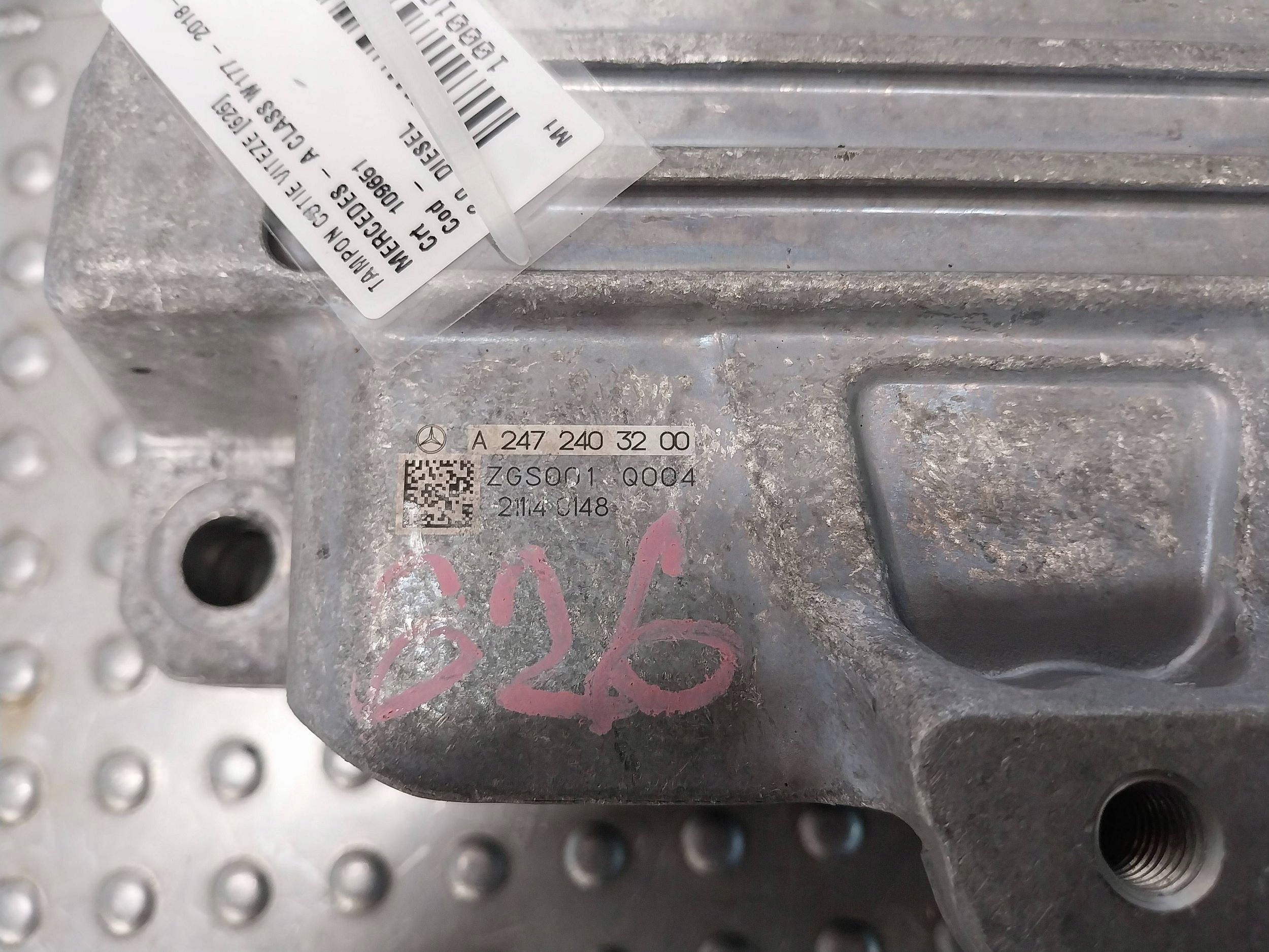 holder engine mount A2472403200 MERCEDES W177 W247 2.0 CDI