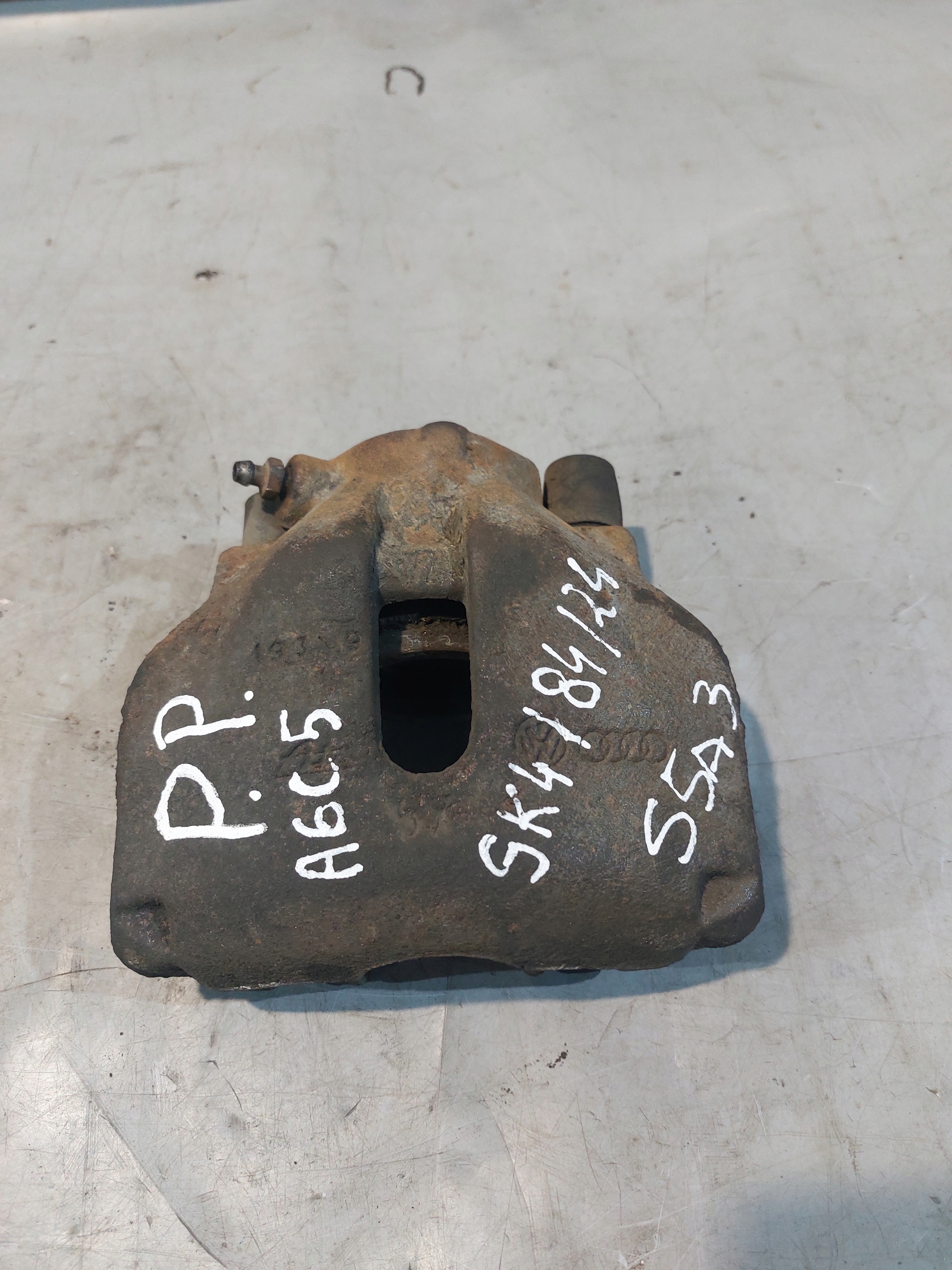 caliper brake right front AUDI A6 C5 2.5TDI