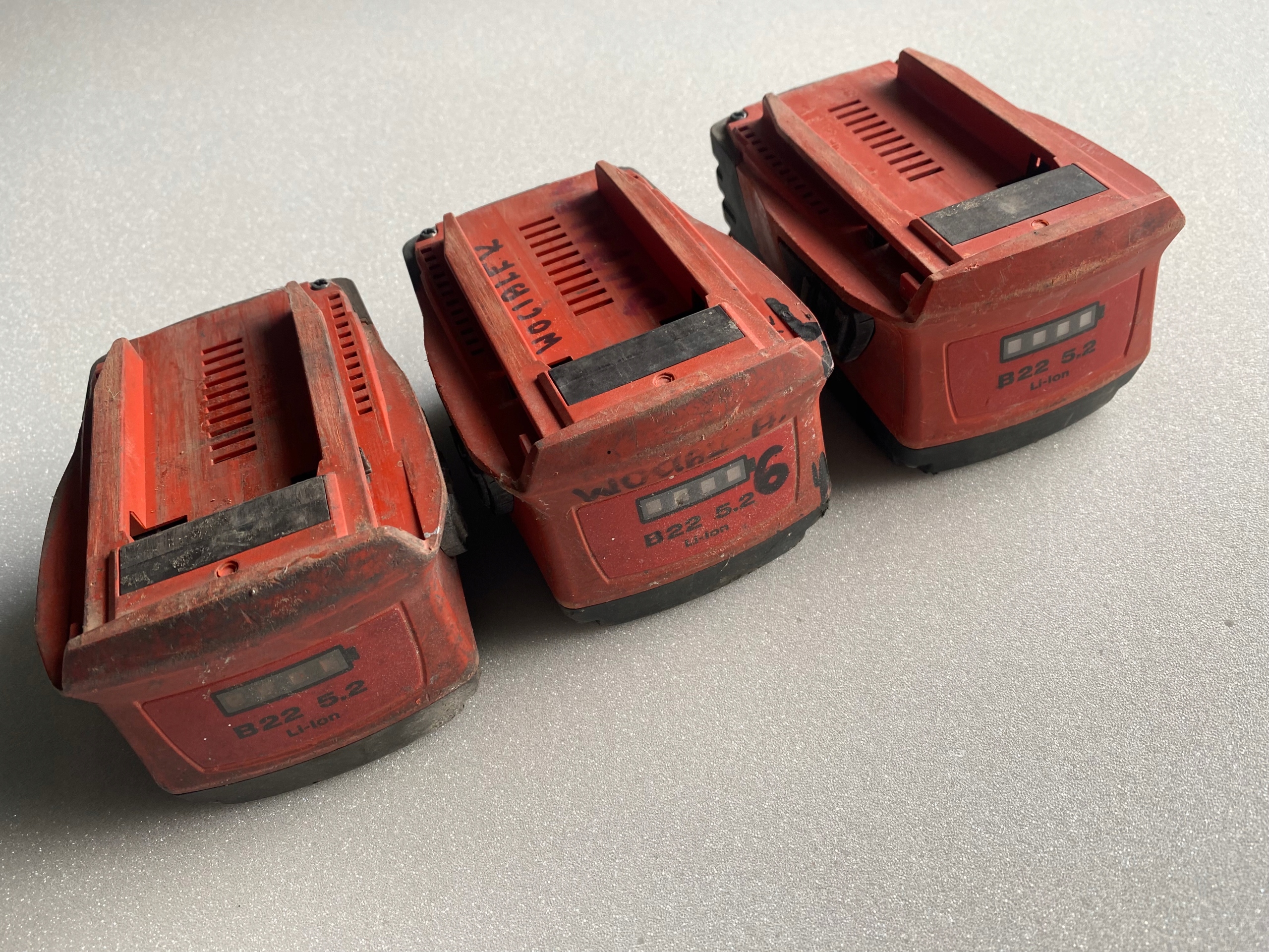 AKUMULATOR BATERIA Hilti 21,6V 5.2 Ah uszkodzone